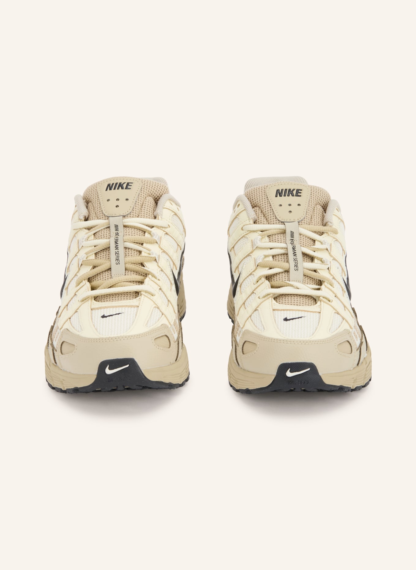 Nike Sneakers P-6000: BEIGE / ZWART