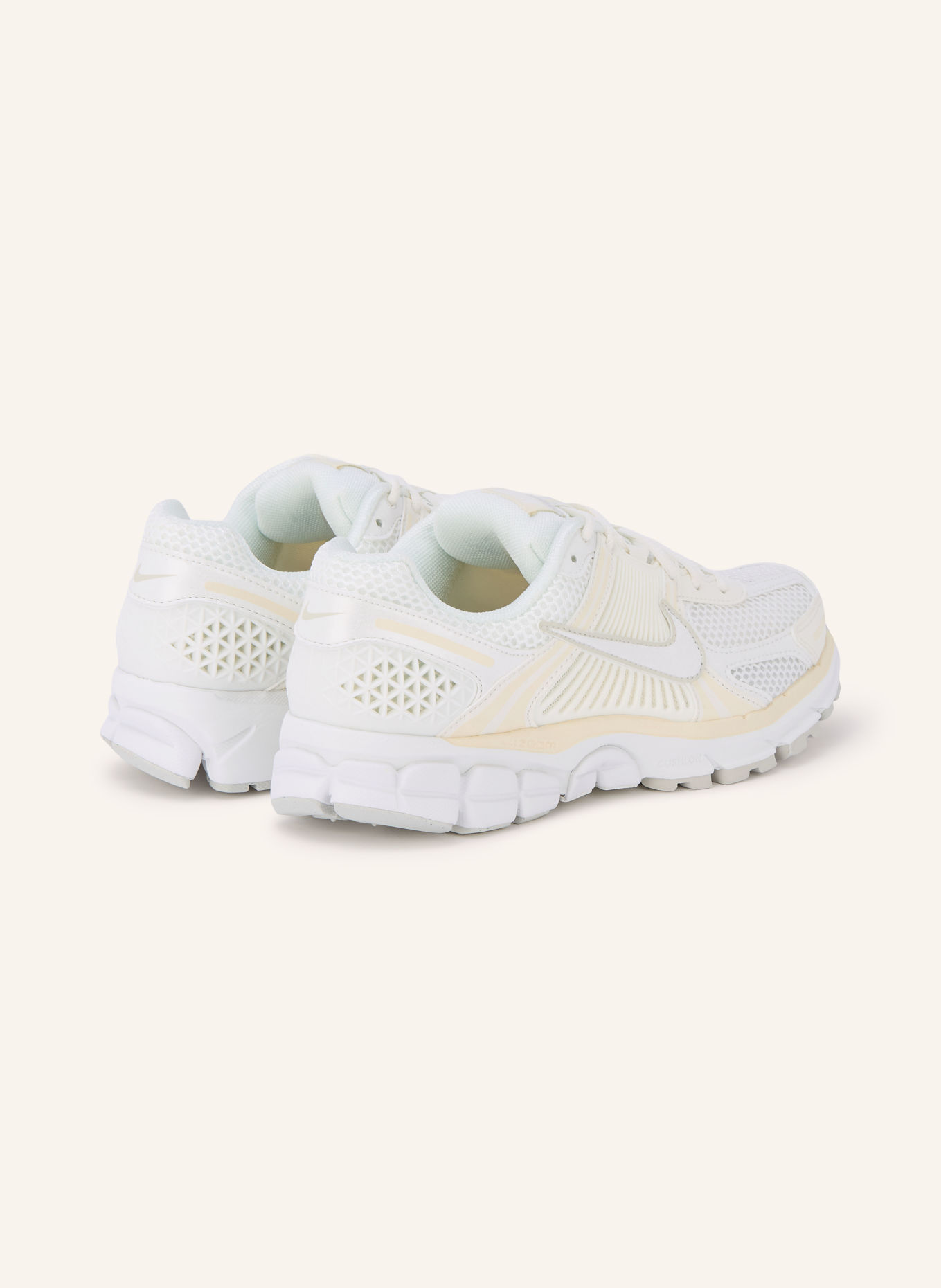 Nike Sneaker ZOOM VOMERO 5: ECRU / WEISS