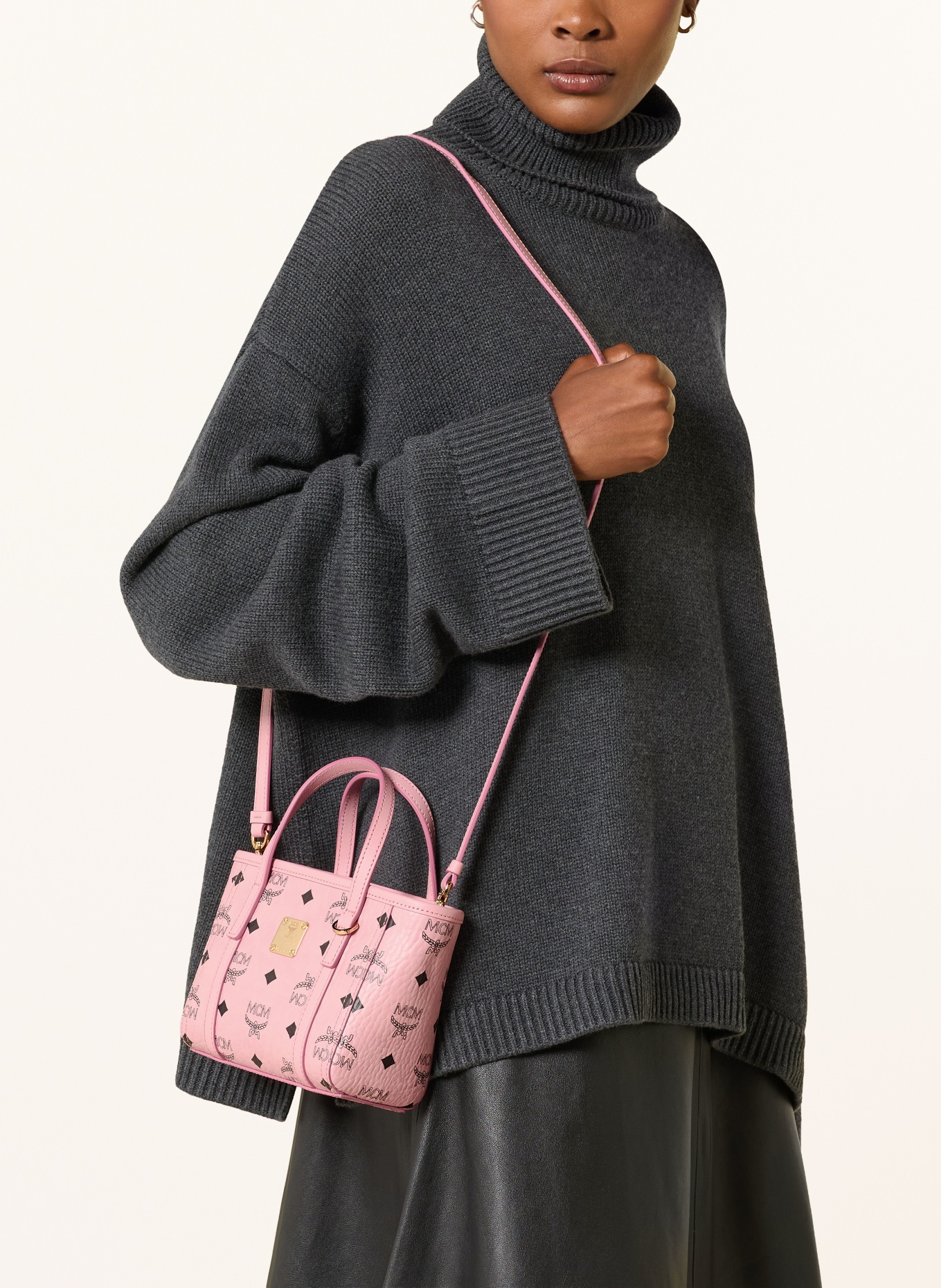 MCM TONI VI Shoulder Bag: PINK / GOLD / BLACK