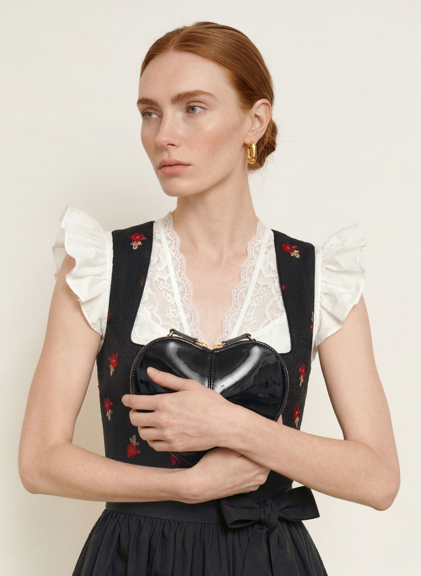 Dirndl & Bua Sac à bandoulière: NOIR
