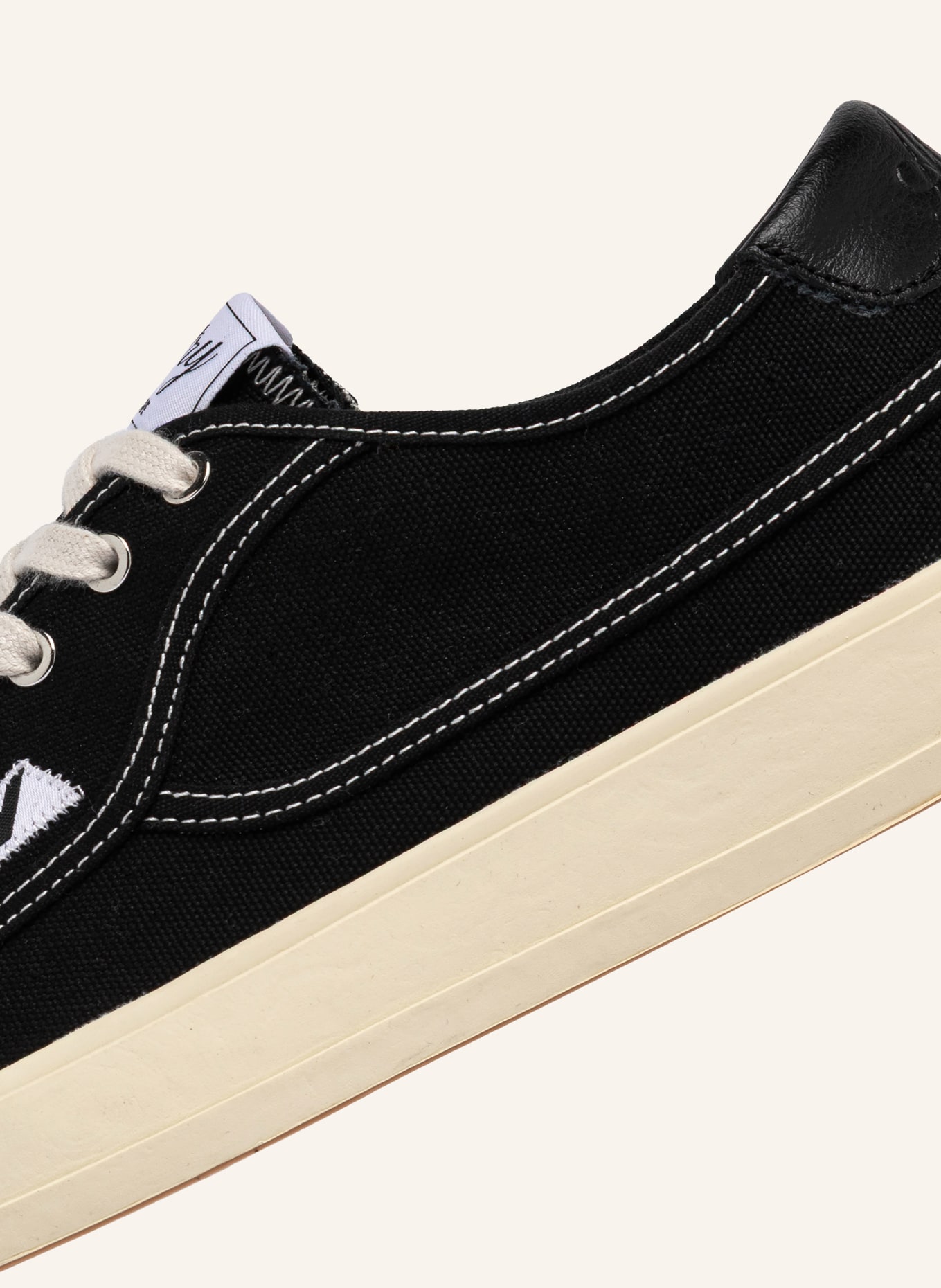 AUTRY Sneaker WINDSCAPE LOW: ZWART / BEIGE / WIT