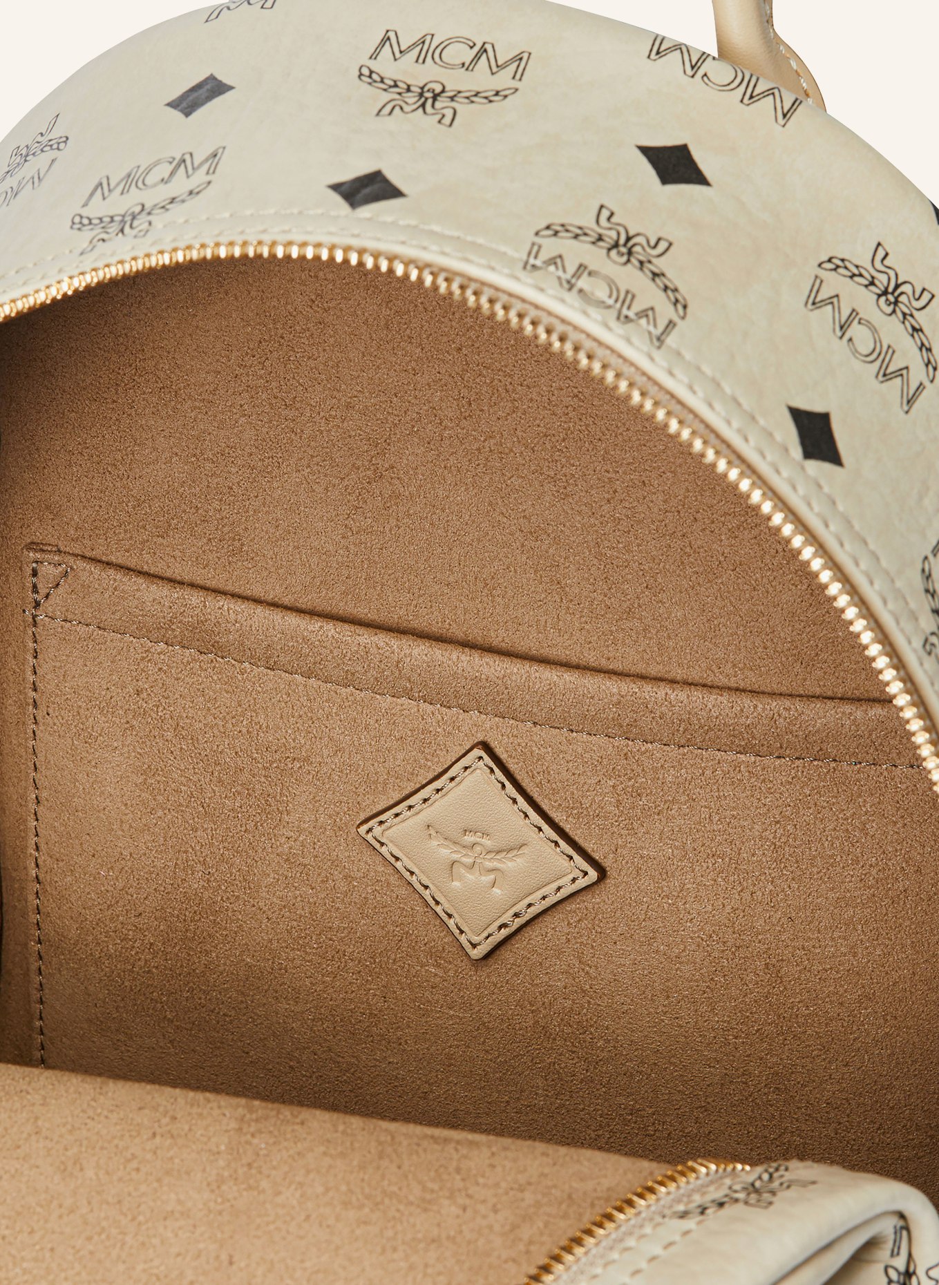 MCM STARK SMALL backpack with studs: CREAM / GOLD / BLACK