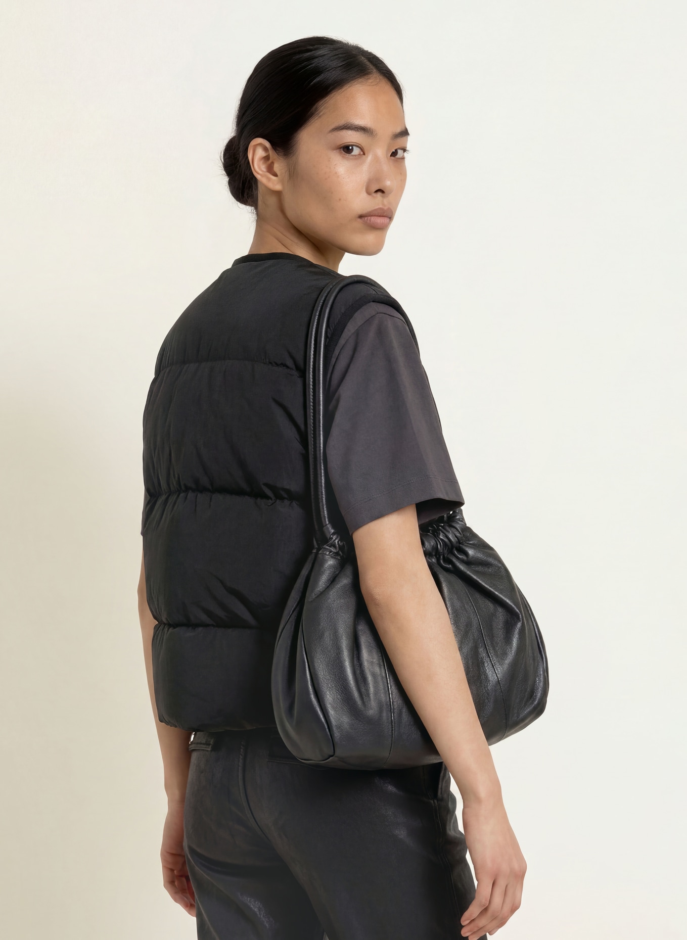 MOS MOSH Donzen bodywarmer MMMANJA: ZWART