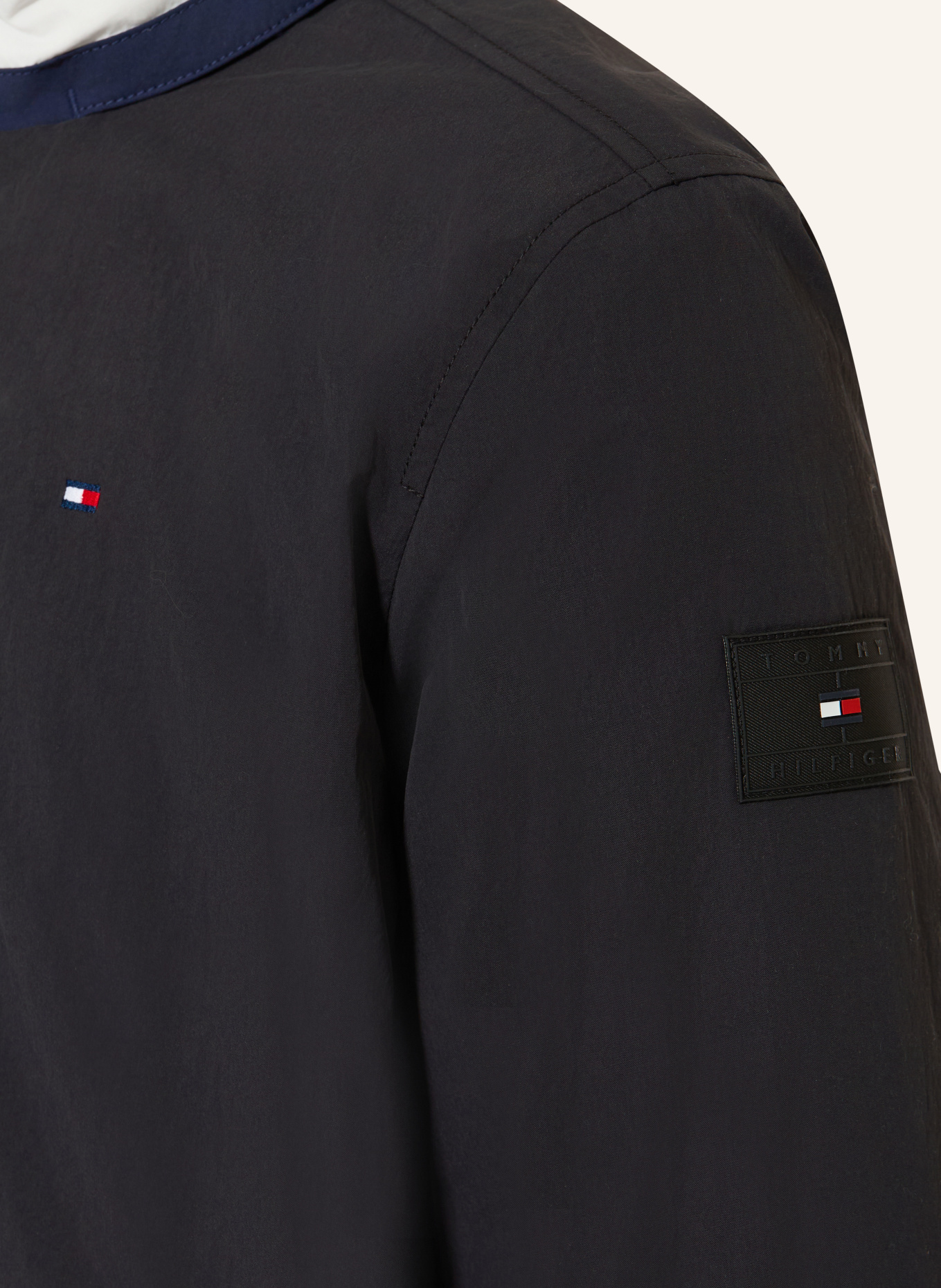 TOMMY HILFIGER Blouson: SCHWARZ / ROT / DUNKELBLAU