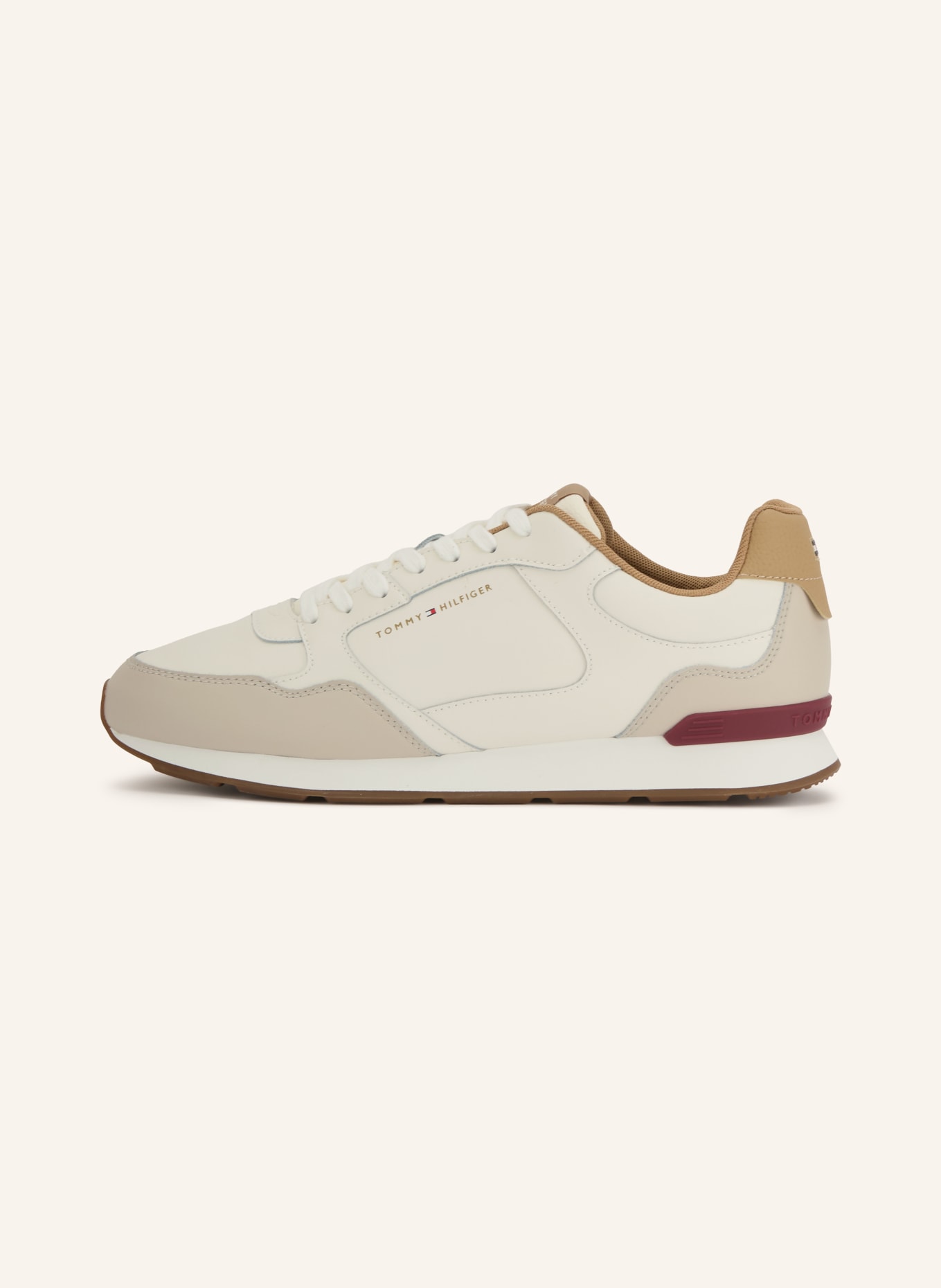 TOMMY HILFIGER Sneakers: VIT / LJUSBRUN