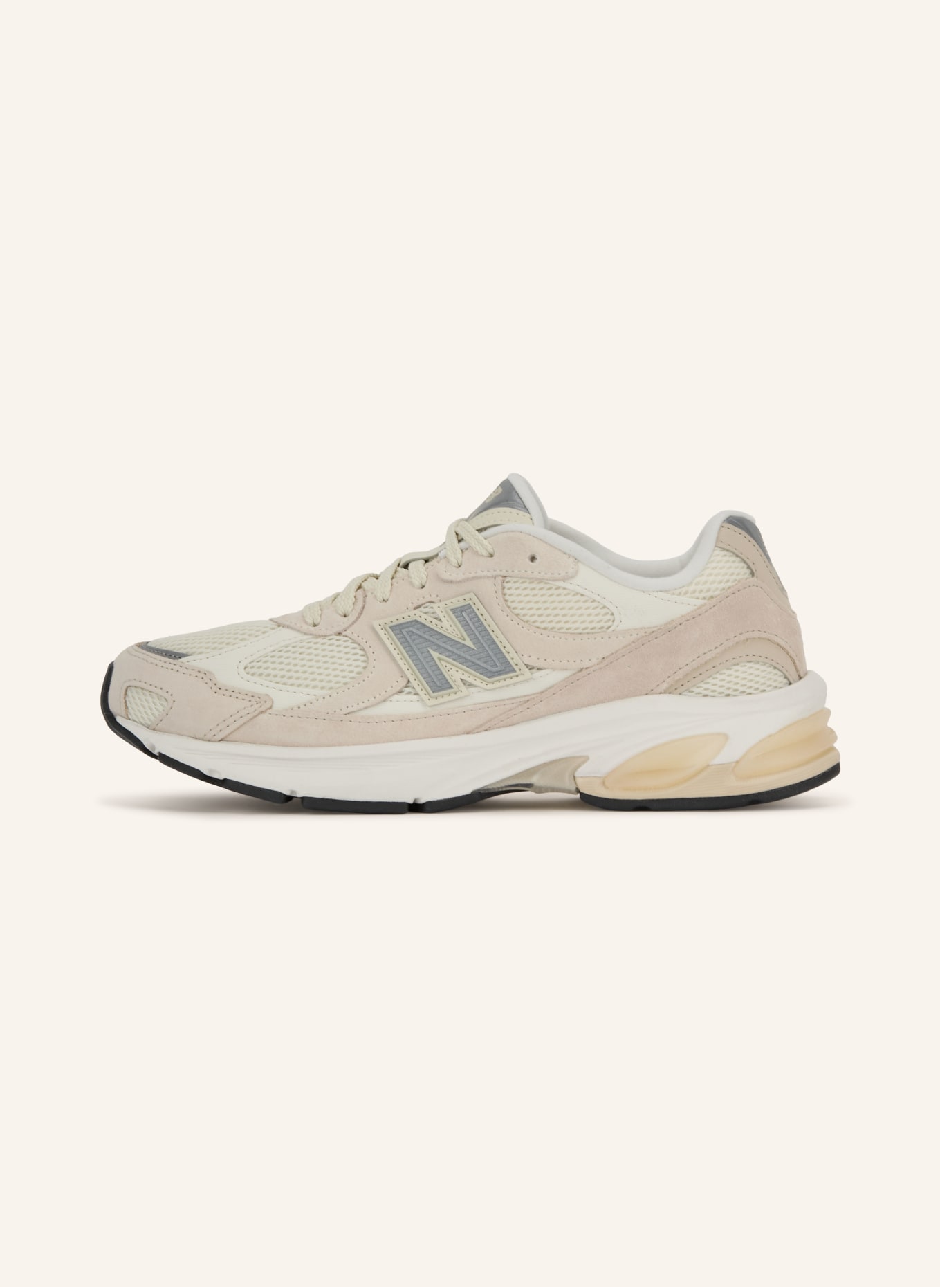 new balance Sneakers 2010: BEIGE / SILVER / CREAM