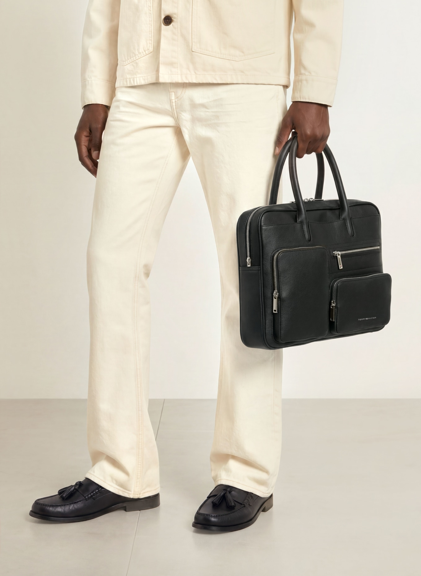 TOMMY HILFIGER Geantă pentru laptop: NEGRU / ARGINT