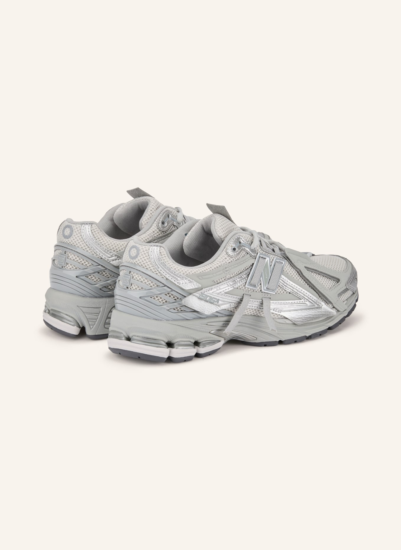 new balance Sneakers 1906: LIGHT GRAY / PLATINUM / GRAY