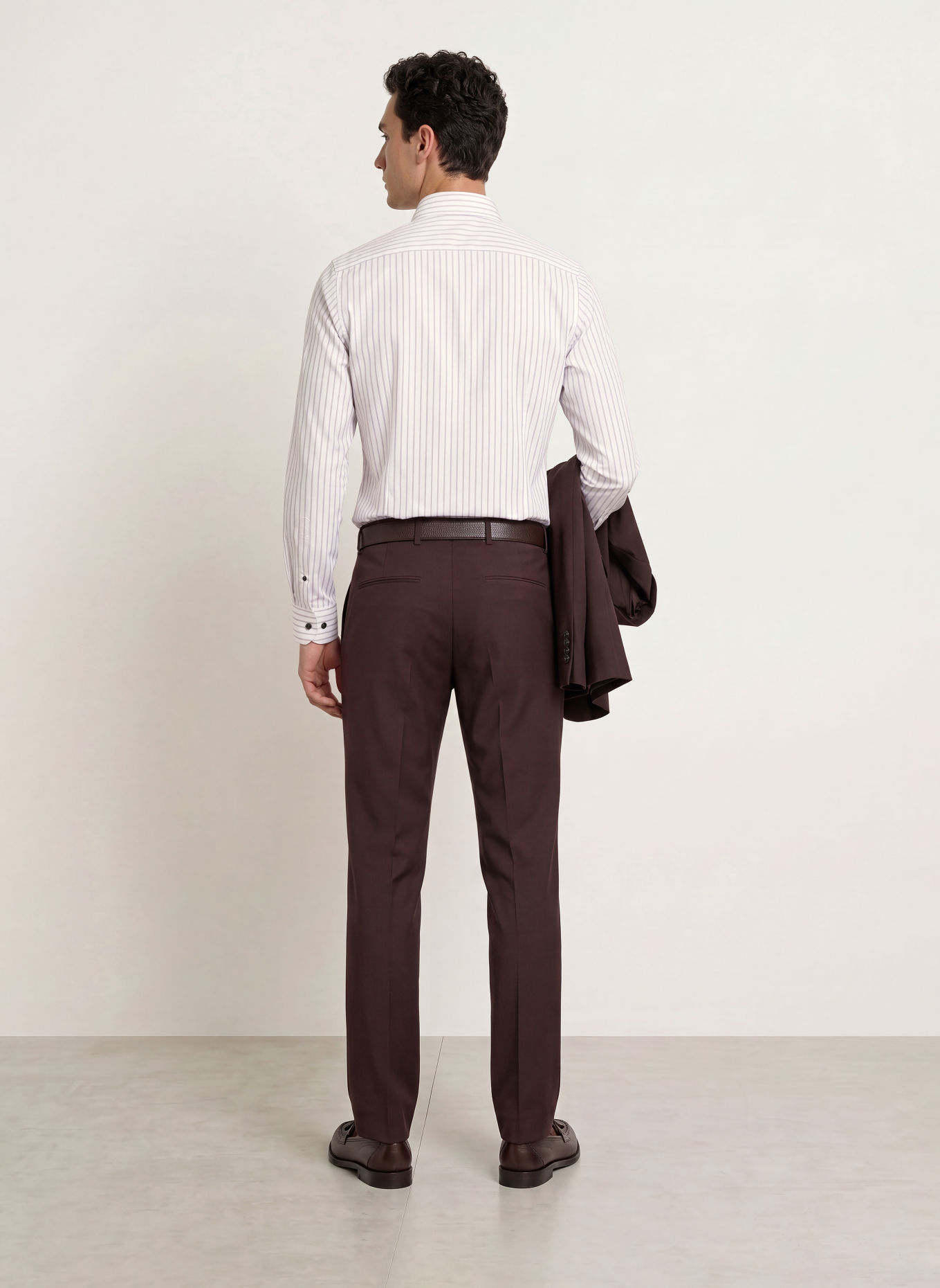 OLYMP Chemise Level Five coupe ajustée: BLANC / MARRON FONCÉ