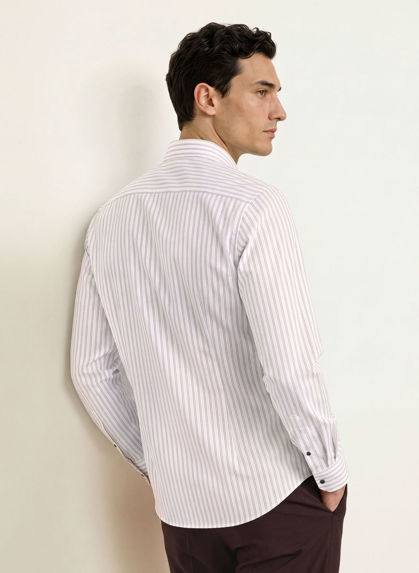 OLYMP Chemise Level Five coupe ajustée: BLANC / MARRON FONCÉ
