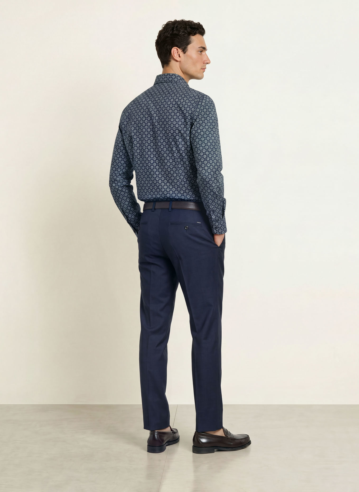 OLYMP Hemd Modern Fit: DUNKELBLAU / WEISS