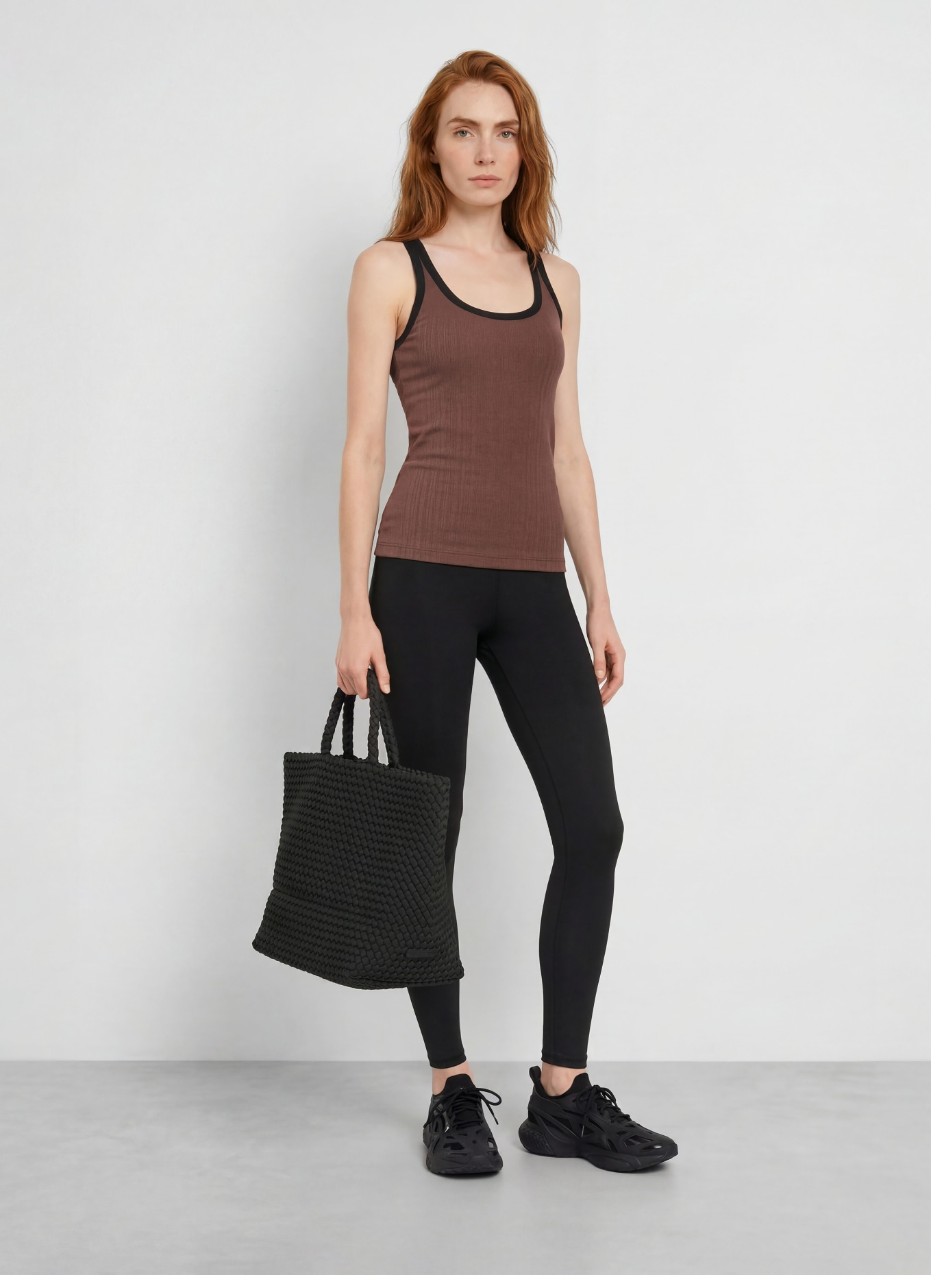 VARLEY AYDA Top: DARK BROWN / BLACK