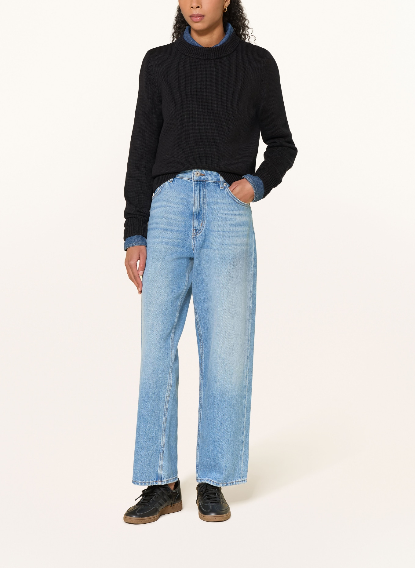 HUGO SAJE Sweater: BLACK
