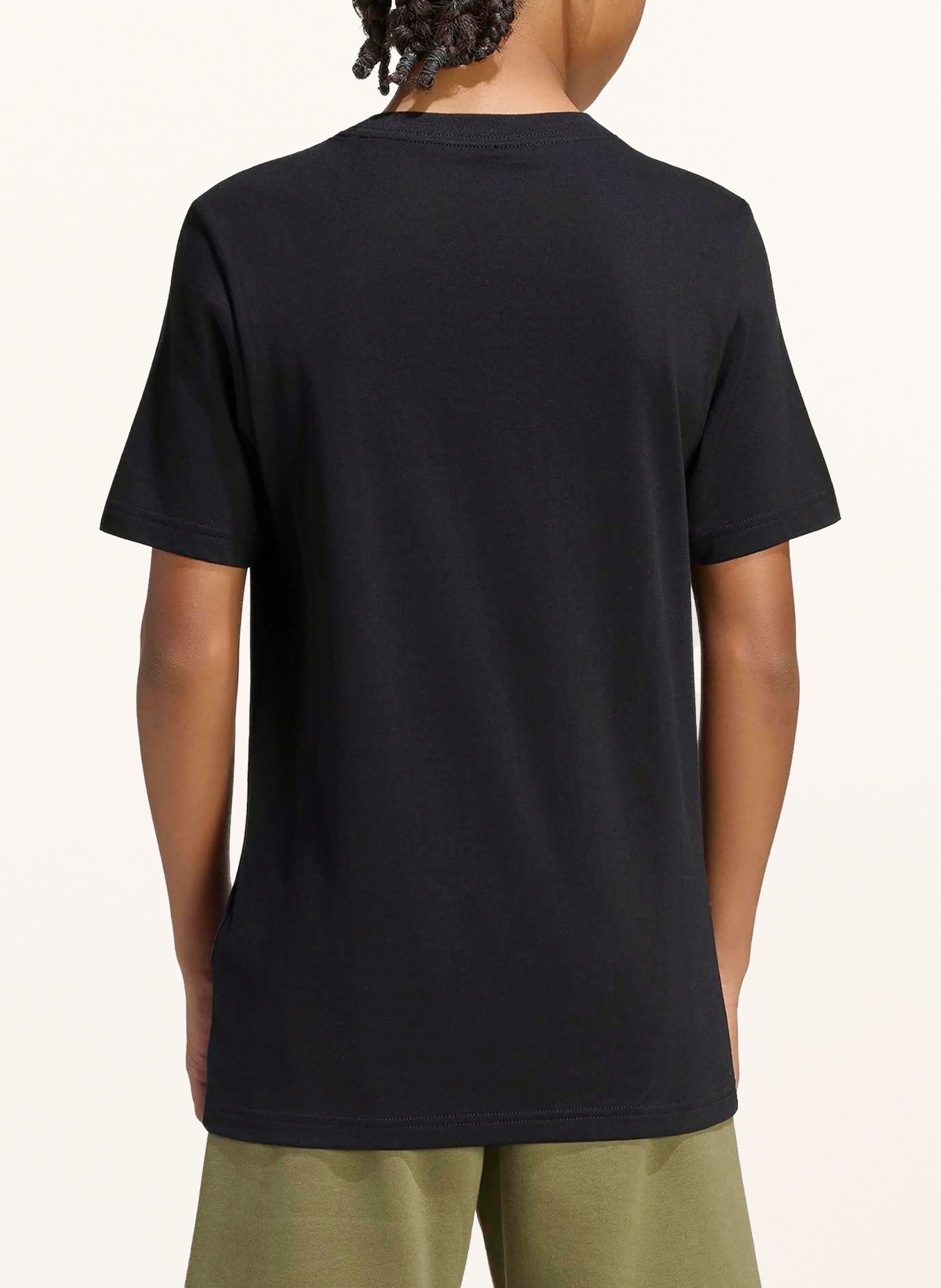 adidas Originals Tričko REGULAR TEE: ČERNÁ