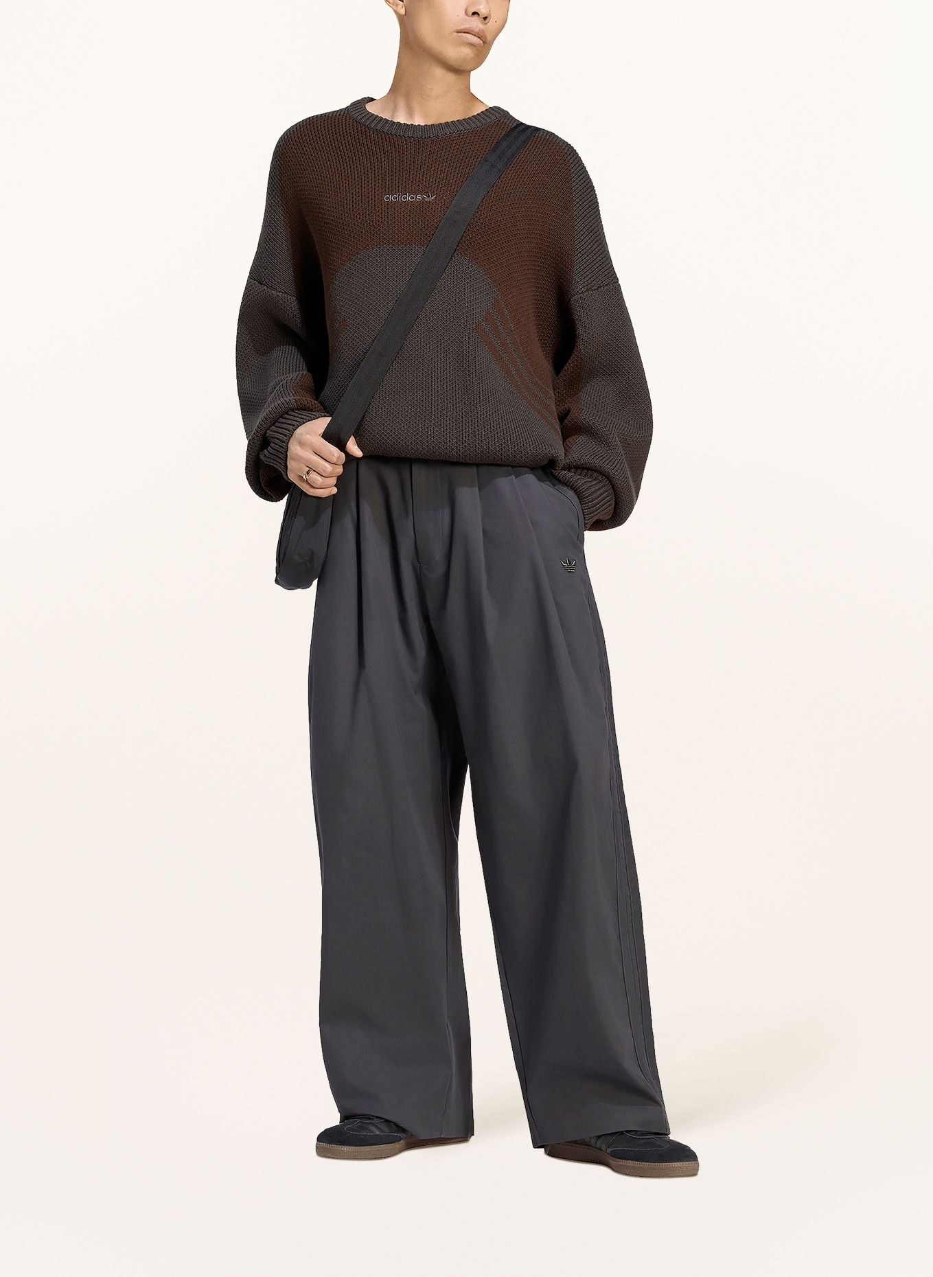 adidas Originals Pullover: MØRKEGRÅ / MØRKEBRUN