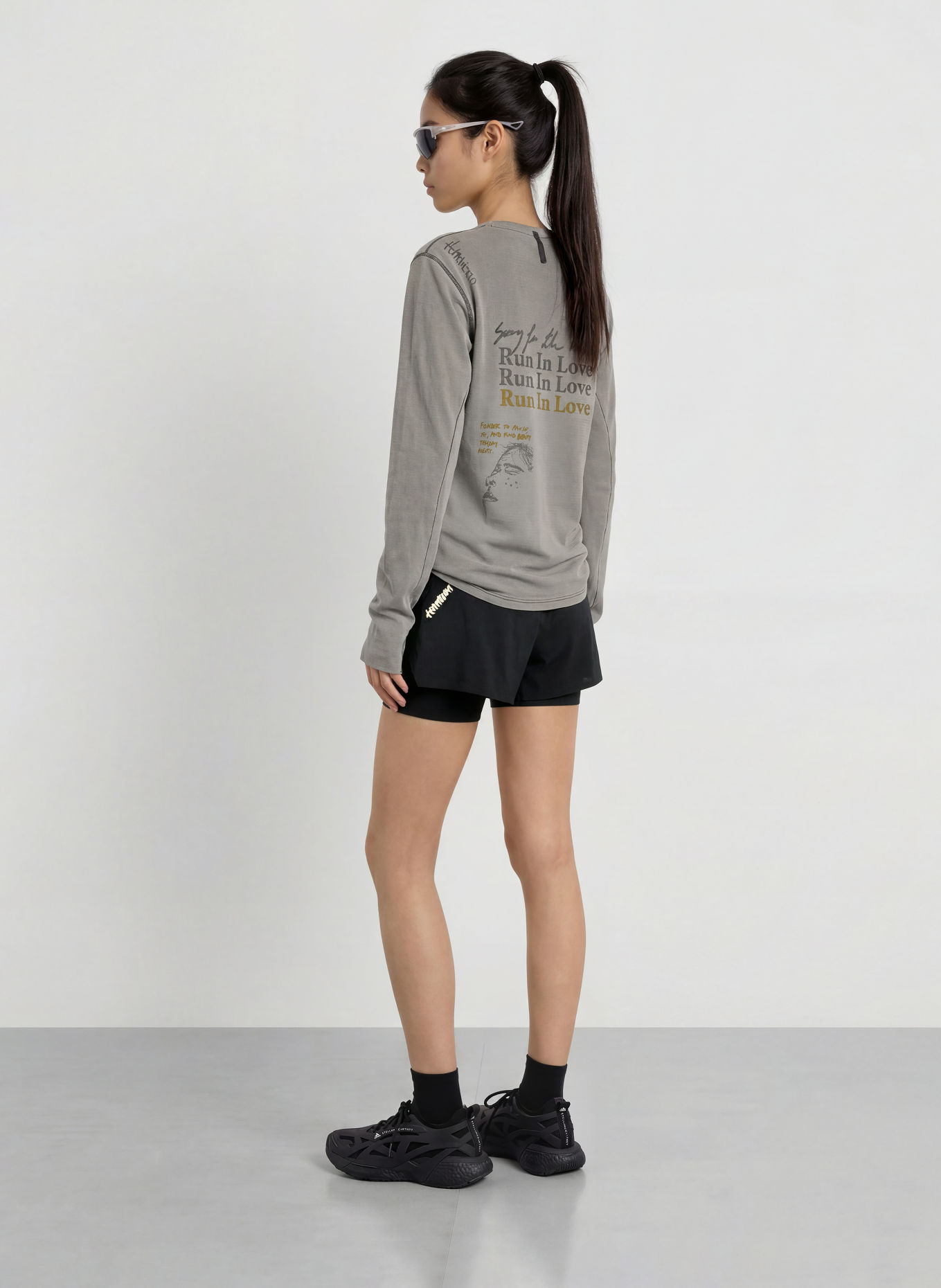 adidas 2-in-1-Laufshorts: SCHWARZ