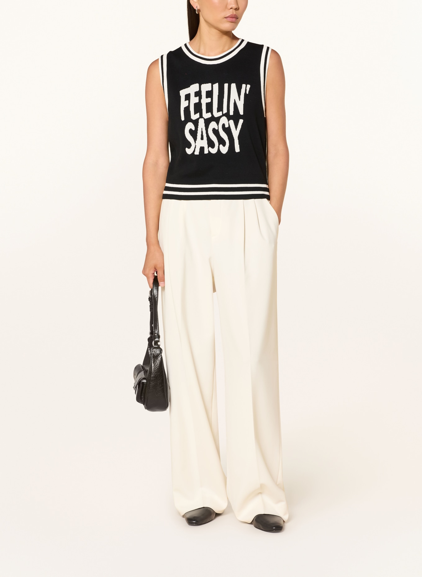 oui Sweater vest: BLACK / WHITE