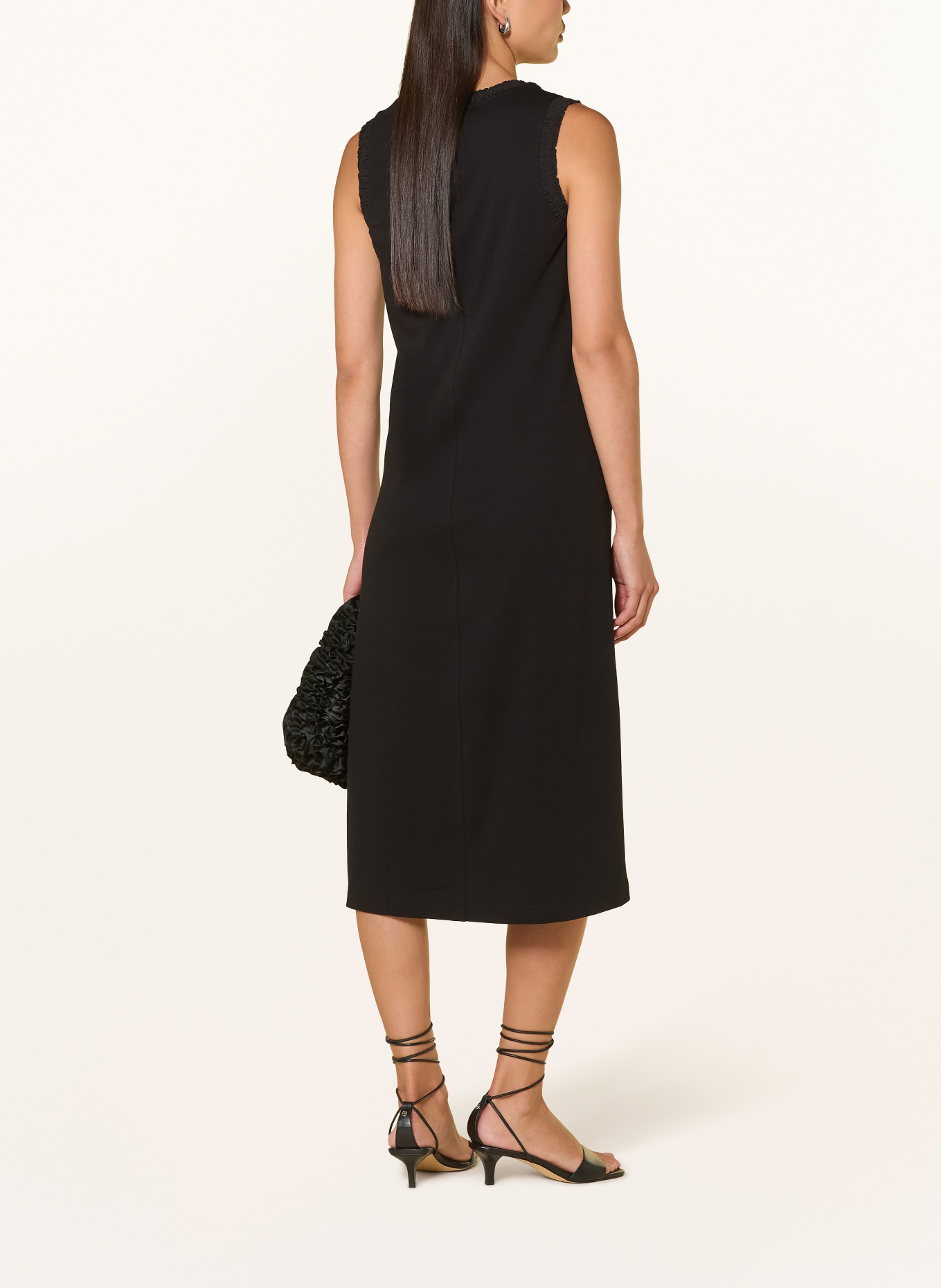 oui Jerseykleid mit Rüschen: SCHWARZ