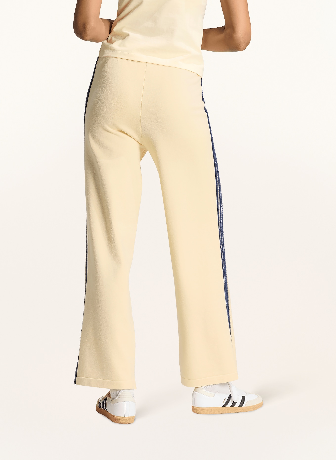 adidas Originals Gebreide broek KNIT FIREBIRD: ECRU / DONKERBLAUW