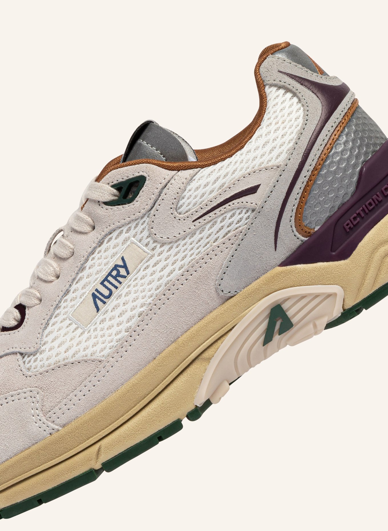 AUTRY Sneakers HYPERWAY LOW CI: WIT / LICHTGRIJS / DONKERPAARS