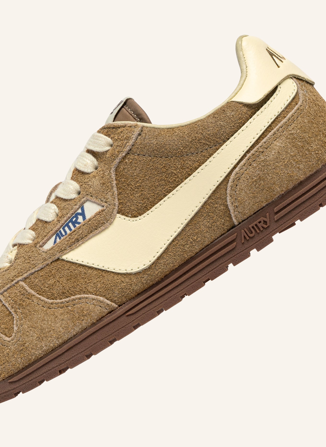 AUTRY Sneakersy WINDSPIN WIFE: HNĚDÁ / KRÉMOVÁ