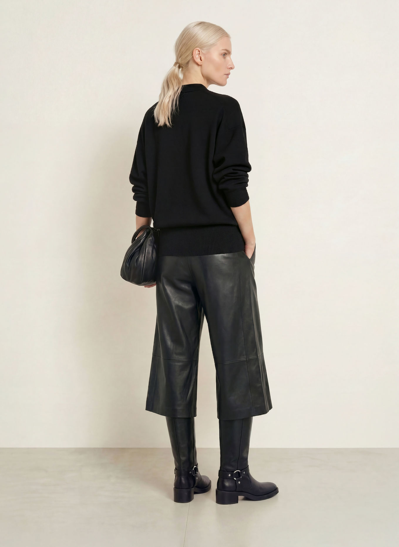 darling harbour Pull en laine mérinos: BLACK