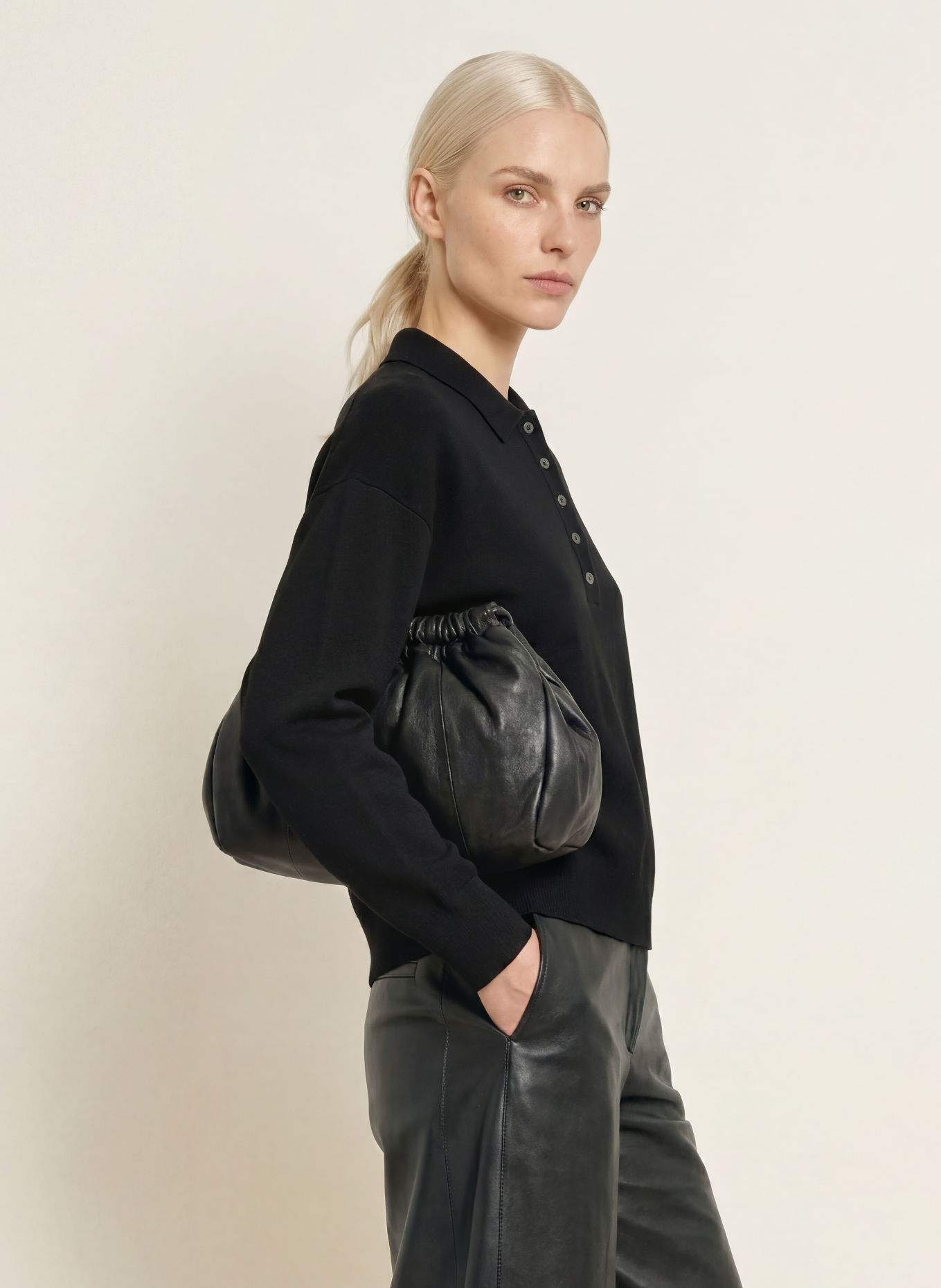 darling harbour Pull en laine mérinos: BLACK