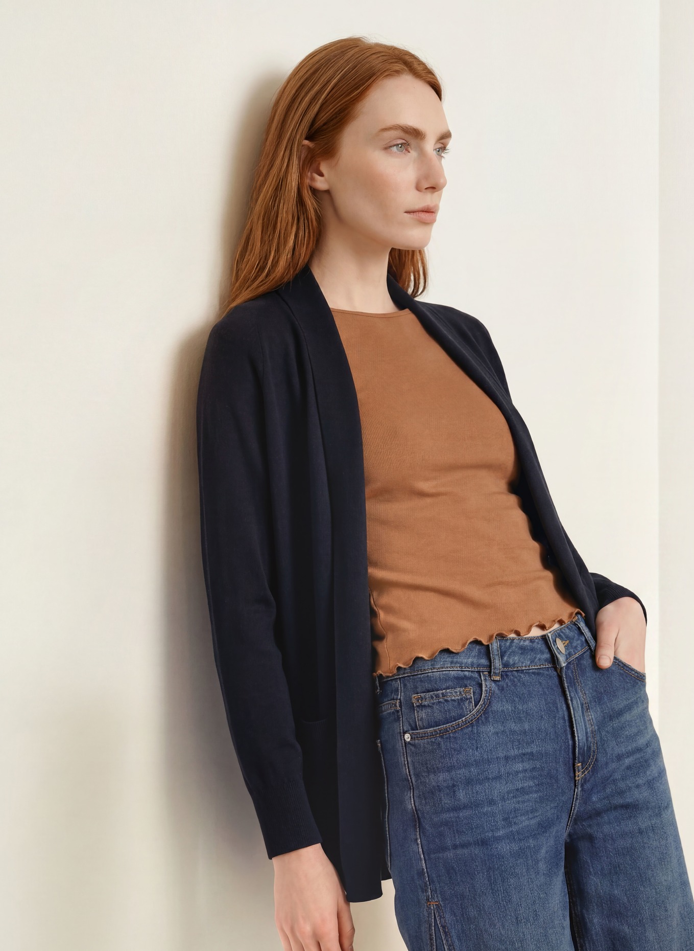 darling harbour Merino wool knit wrap: NAVY