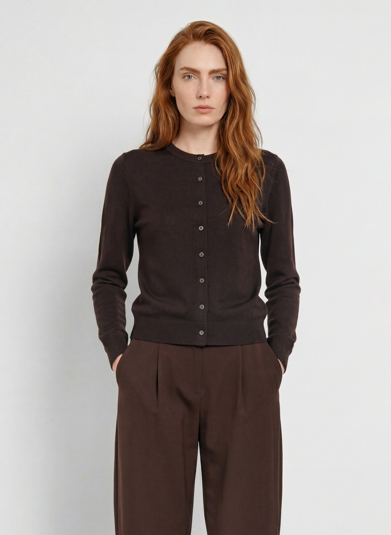 darling harbour Gilet en laine mérinos: DARK CHOCOLATE