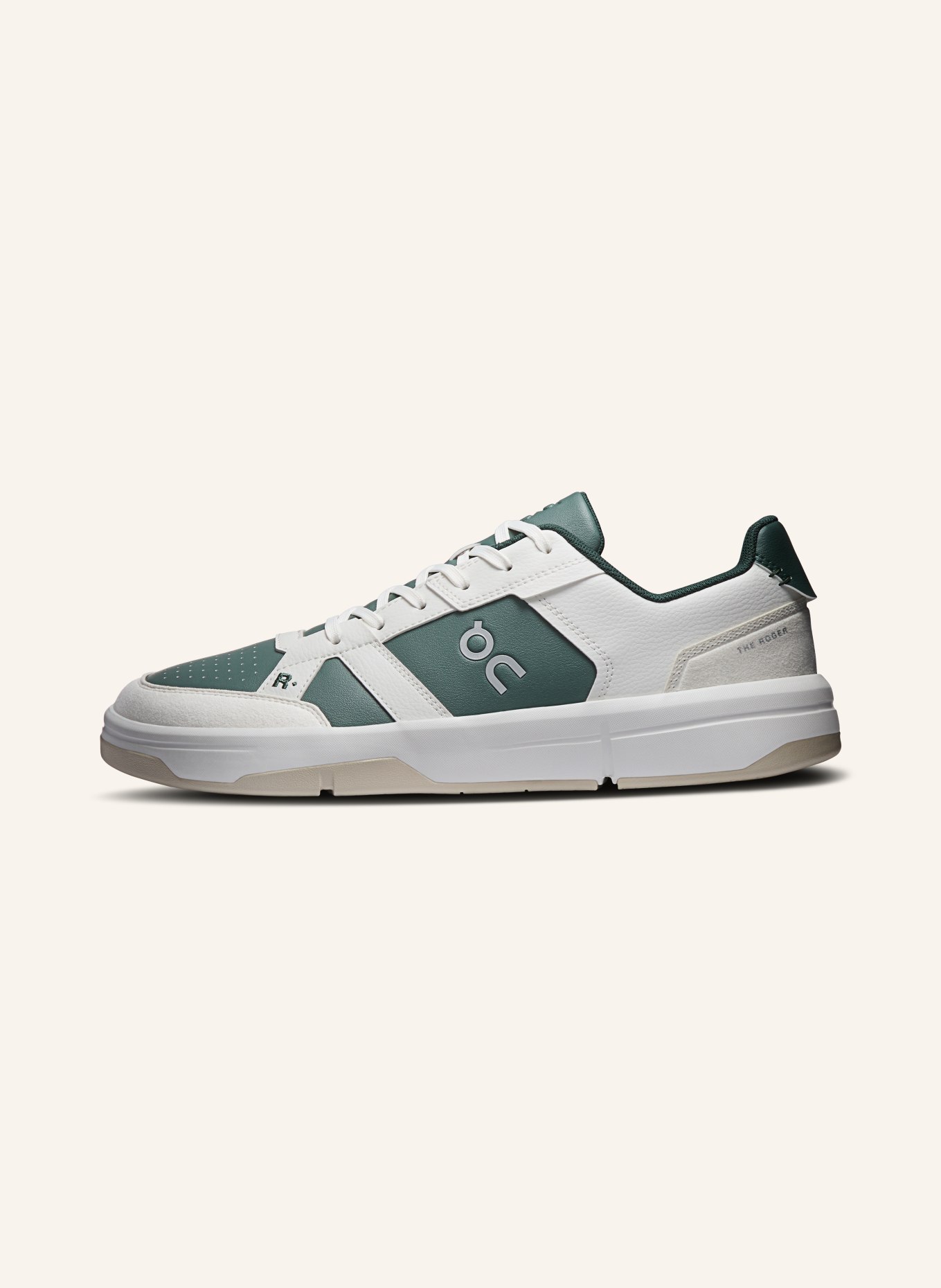 On Sneaker THE ROGER CLUBHOUSE: WEISS / DUNKELGRÜN