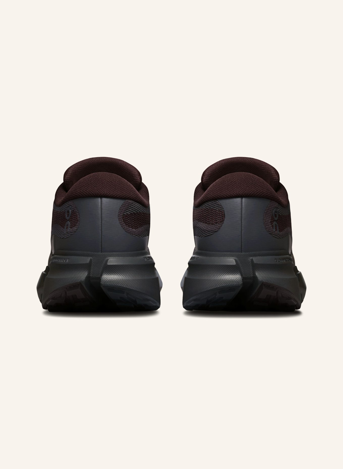 On Sneaker CLOUDSOMA HIKE: SCHWARZ / DUNKELBRAUN