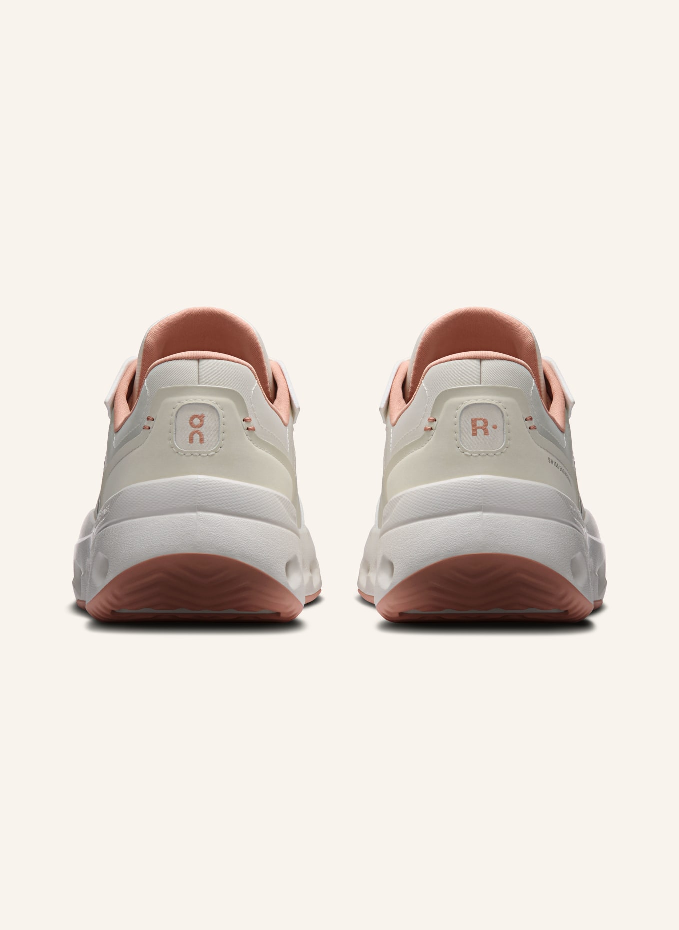 On Sneaker THE ROGER WILDCARD: WEISS / ROSÉ