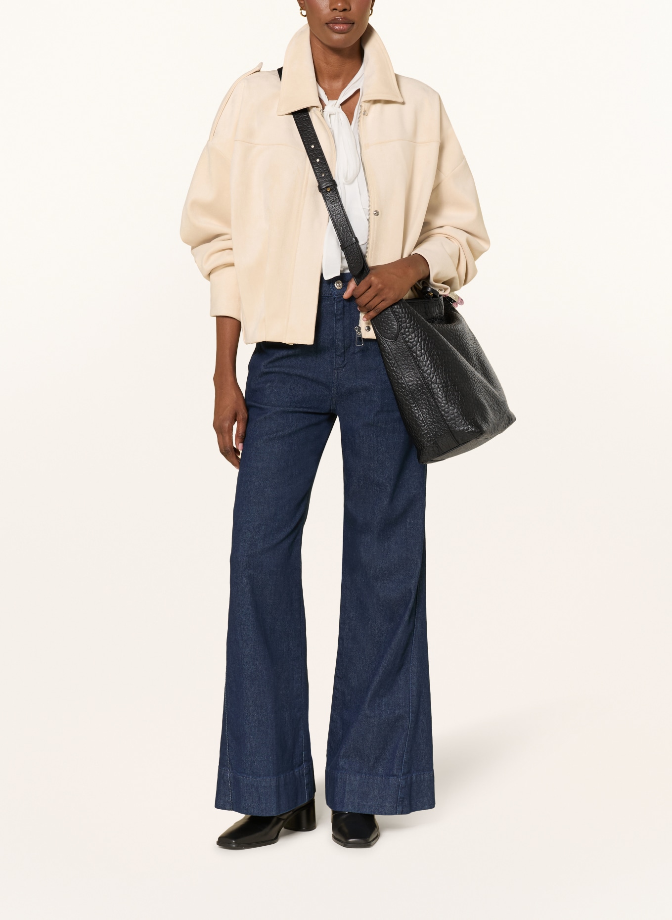 GIANNI CHIARINI CARLA Crossbody Bag: BLACK / GOLD
