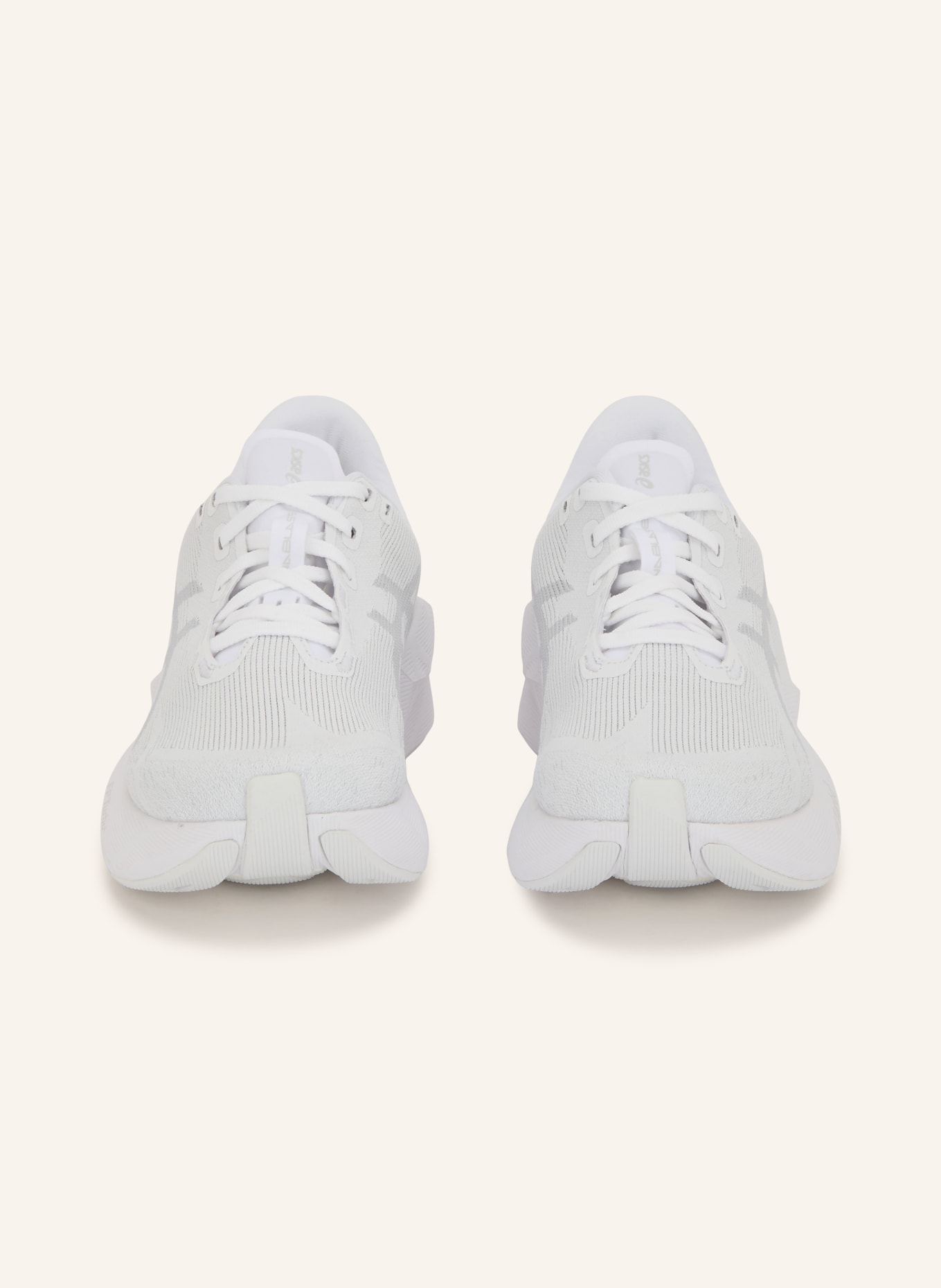 ASICS Běžecké boty NOVABLAST 6: BÍLÁ