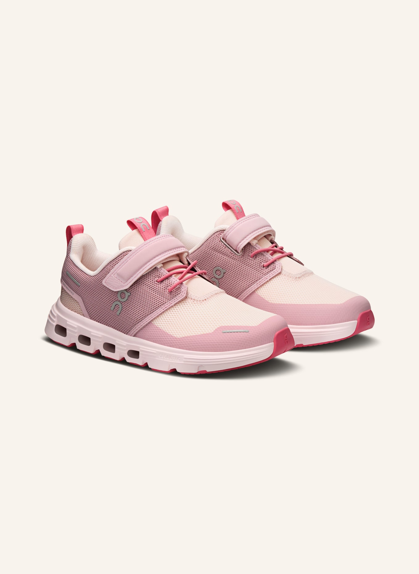 On CLOUD PLAY 2 Sneakers: ROSE / DUSKY PINK