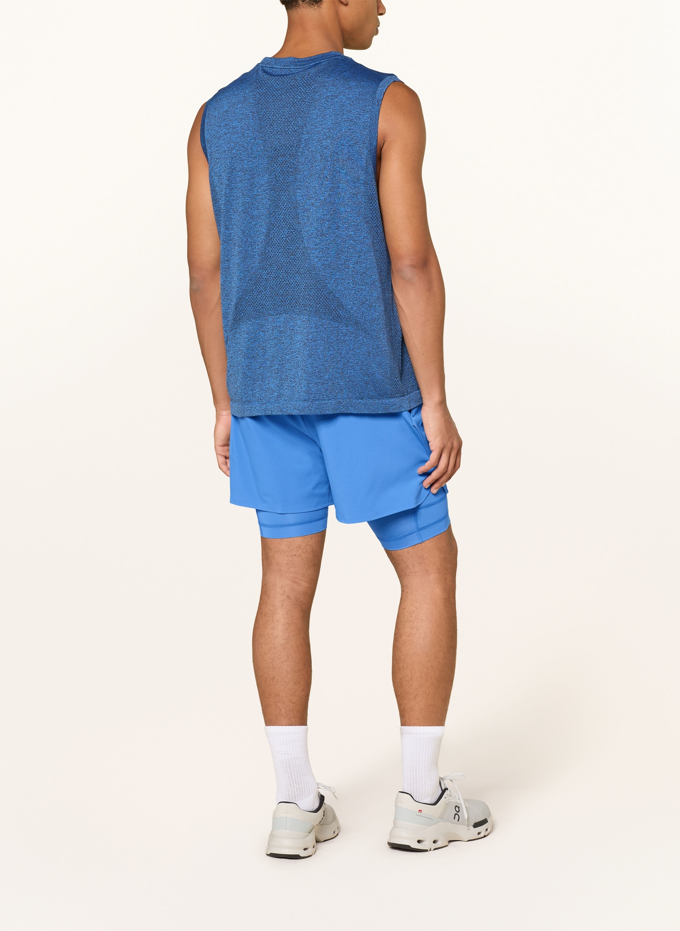 On 2-in-1-Trainingsshorts TRAIN: BLAU