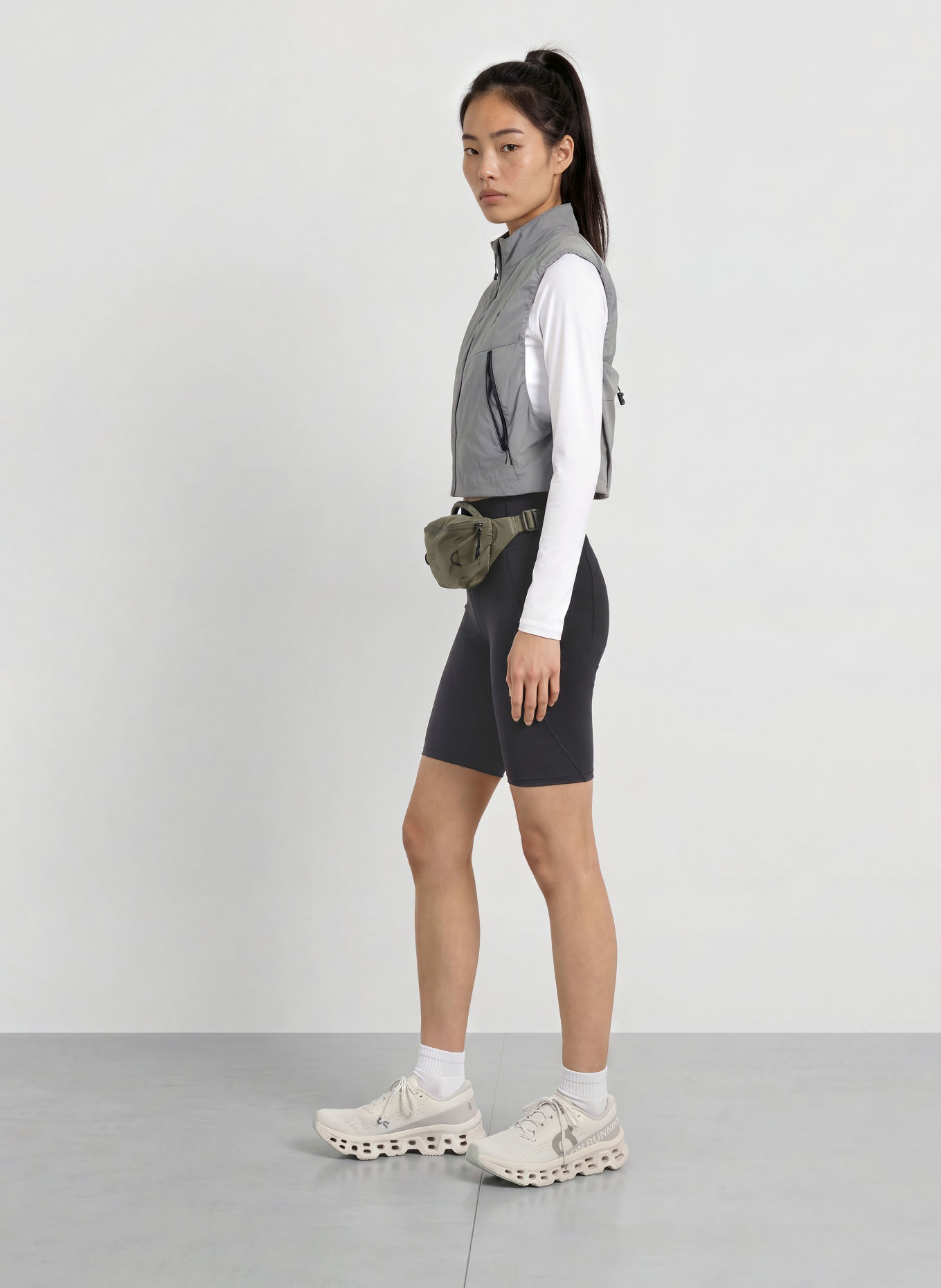 On Tights STUDIO: SCHWARZ