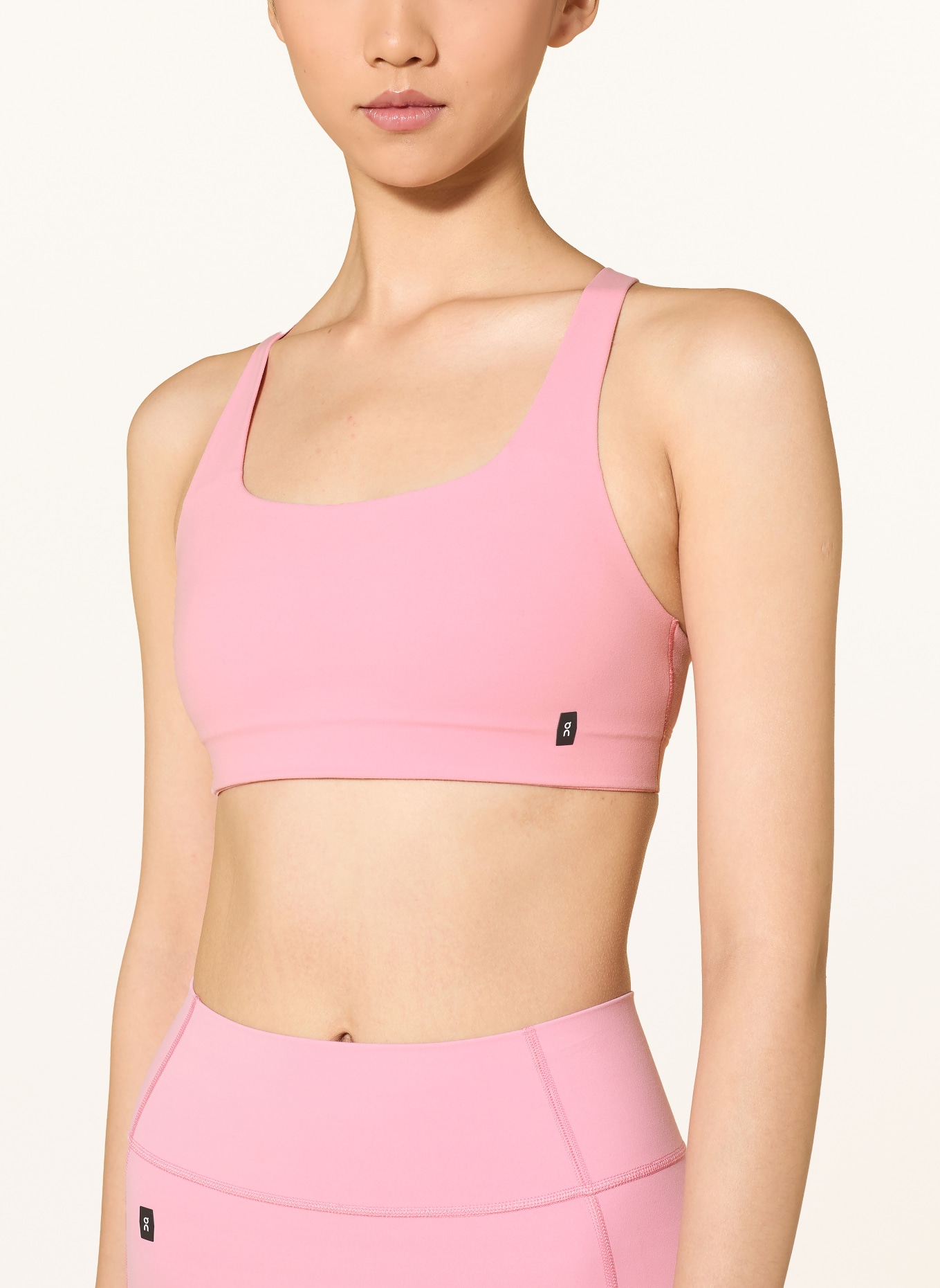 On Sport-bh STUDIO: ROZE