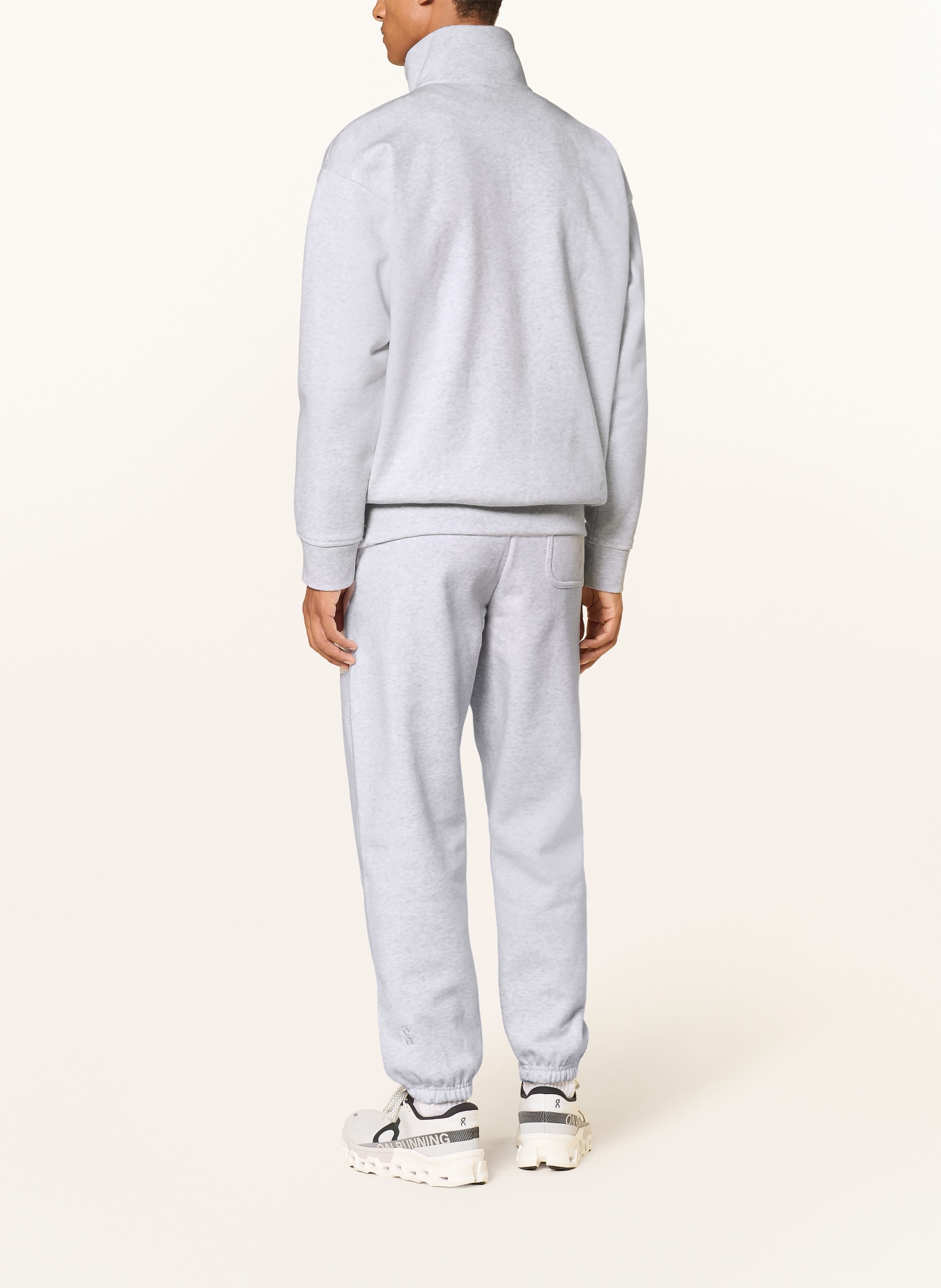 On Sweatpants CLUB COLLECTIVE: HELLGRAU