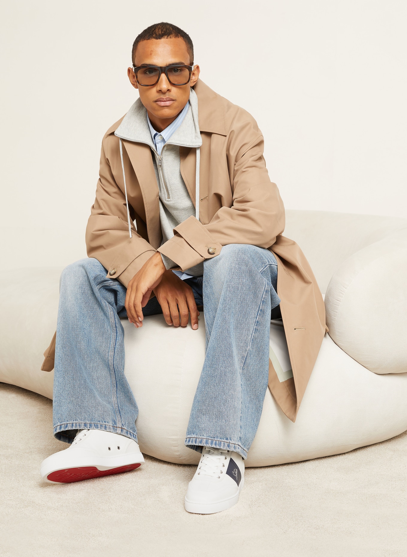 Christian Louboutin Adidași înalți RETERO HIGH FLAT: ALB / NEGRU