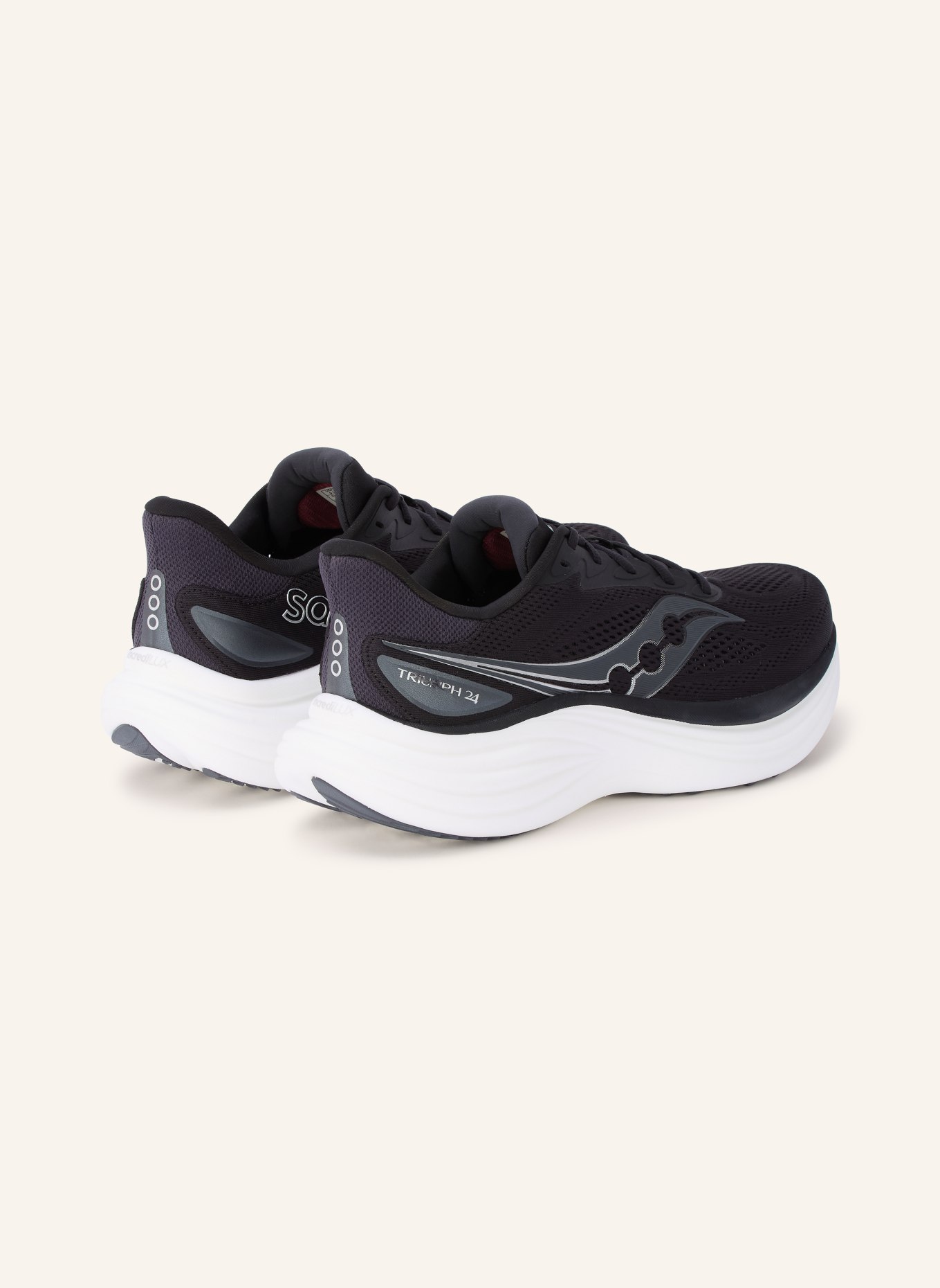 saucony TRIUMPH 24 Running Shoes: BLACK / SILVER