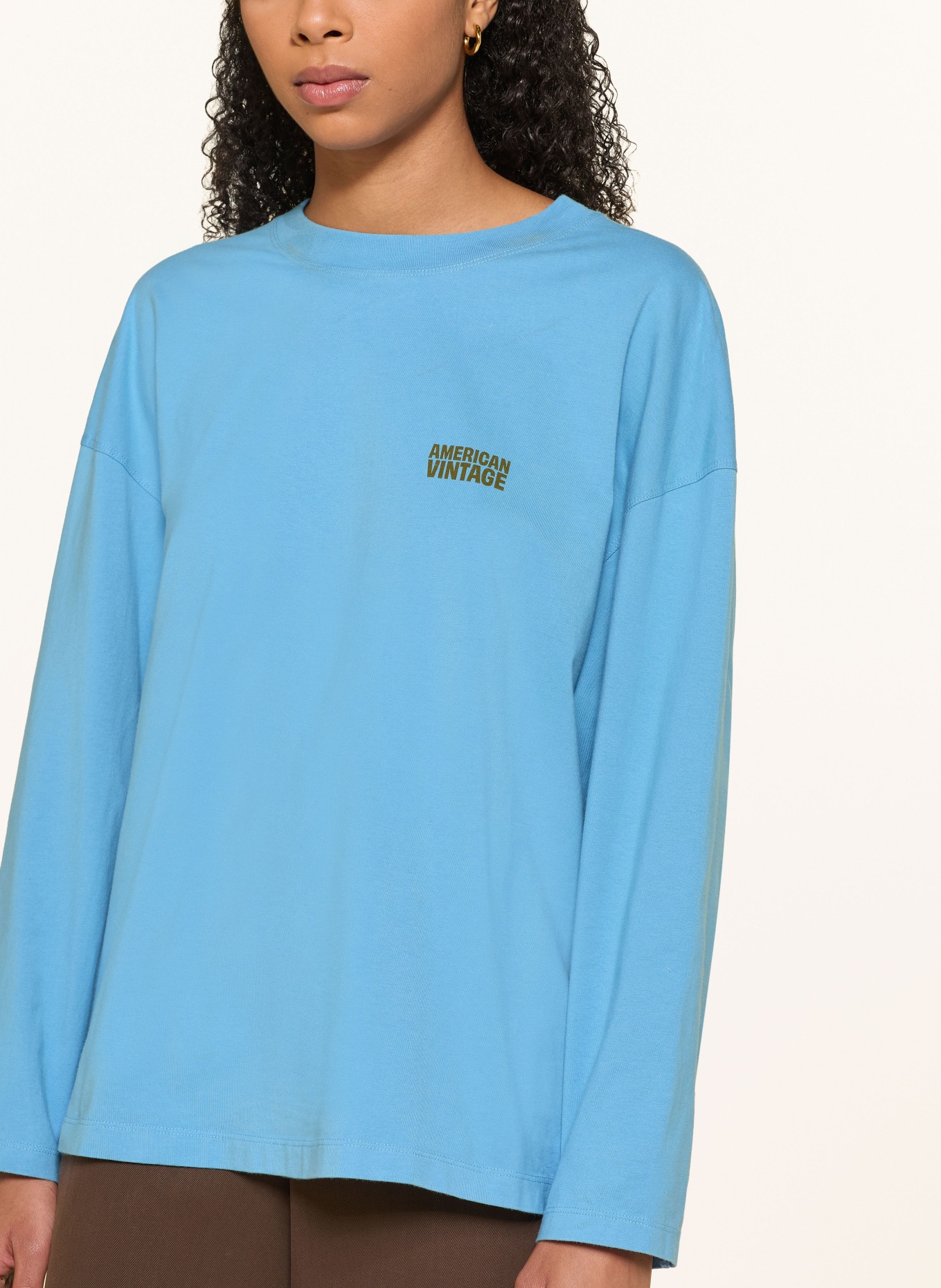 American Vintage Longsleeve GIXY: LICHTBLAUW / OLIJF