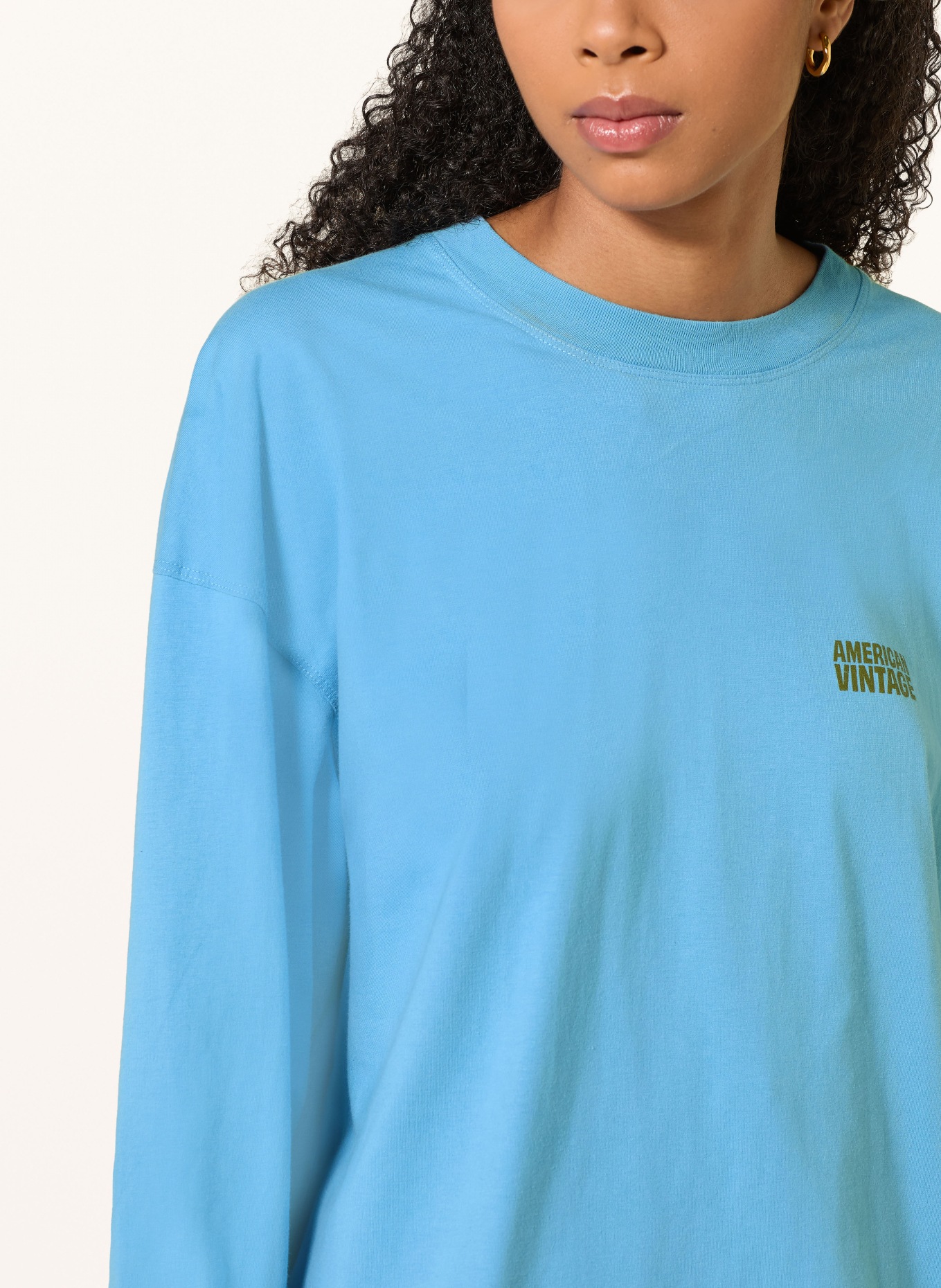 American Vintage Longsleeve GIXY: LICHTBLAUW / OLIJF