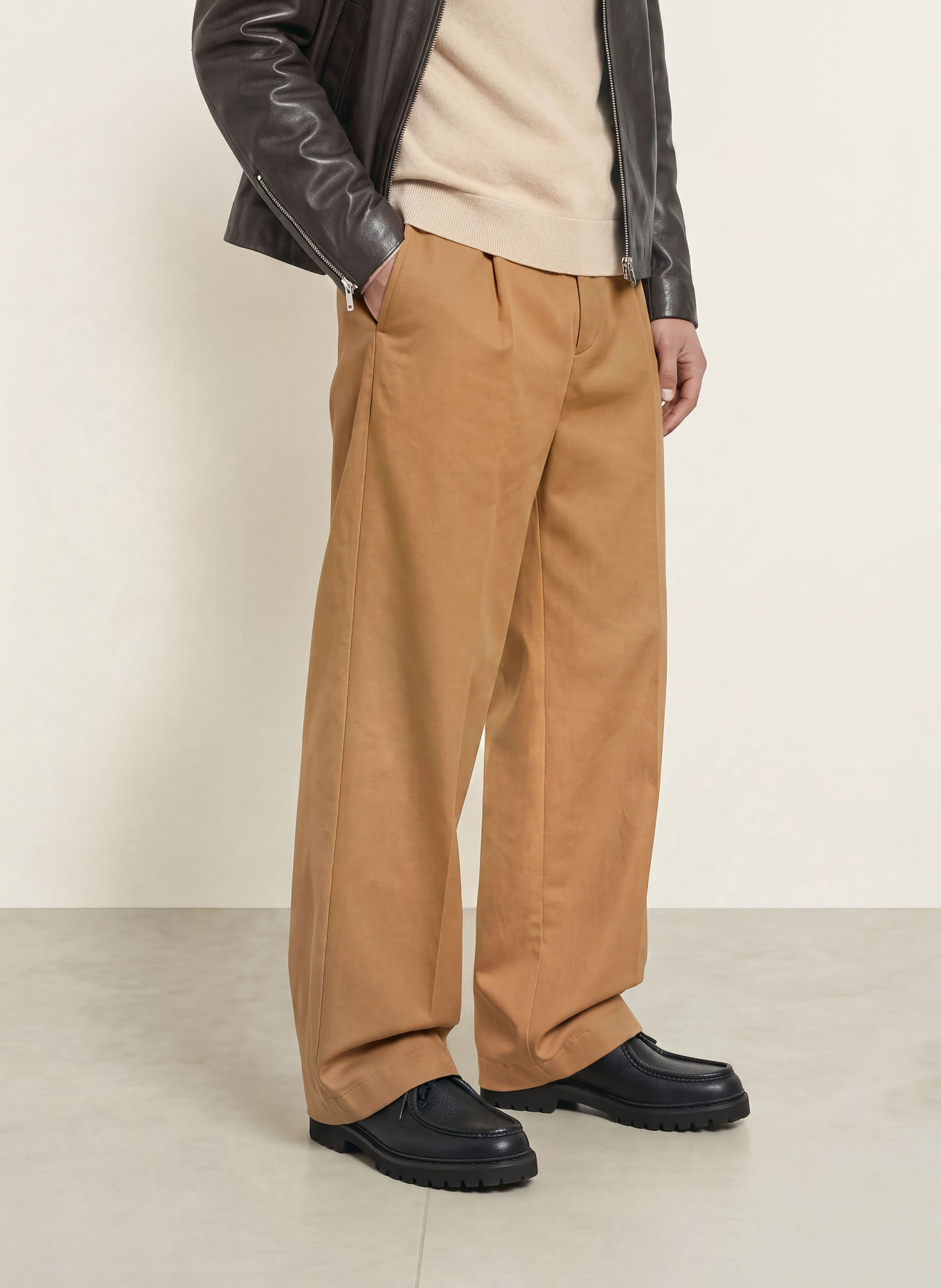 HUGO Chino RIKO: BEIGE