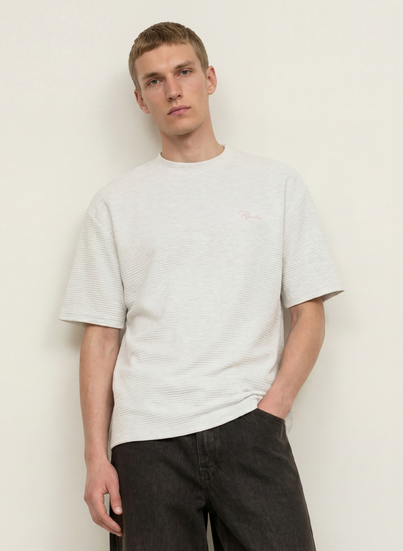 PEGADOR Tricou oversized SIGNAR: GRI DESCHIS