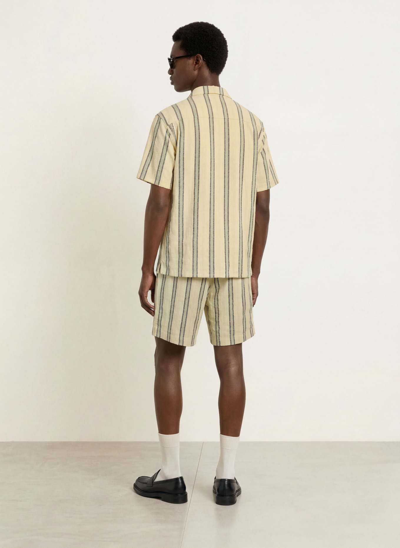 BLKVIS Short: LICHTGEEL / LICHTGROEN / DONKERBLAUW