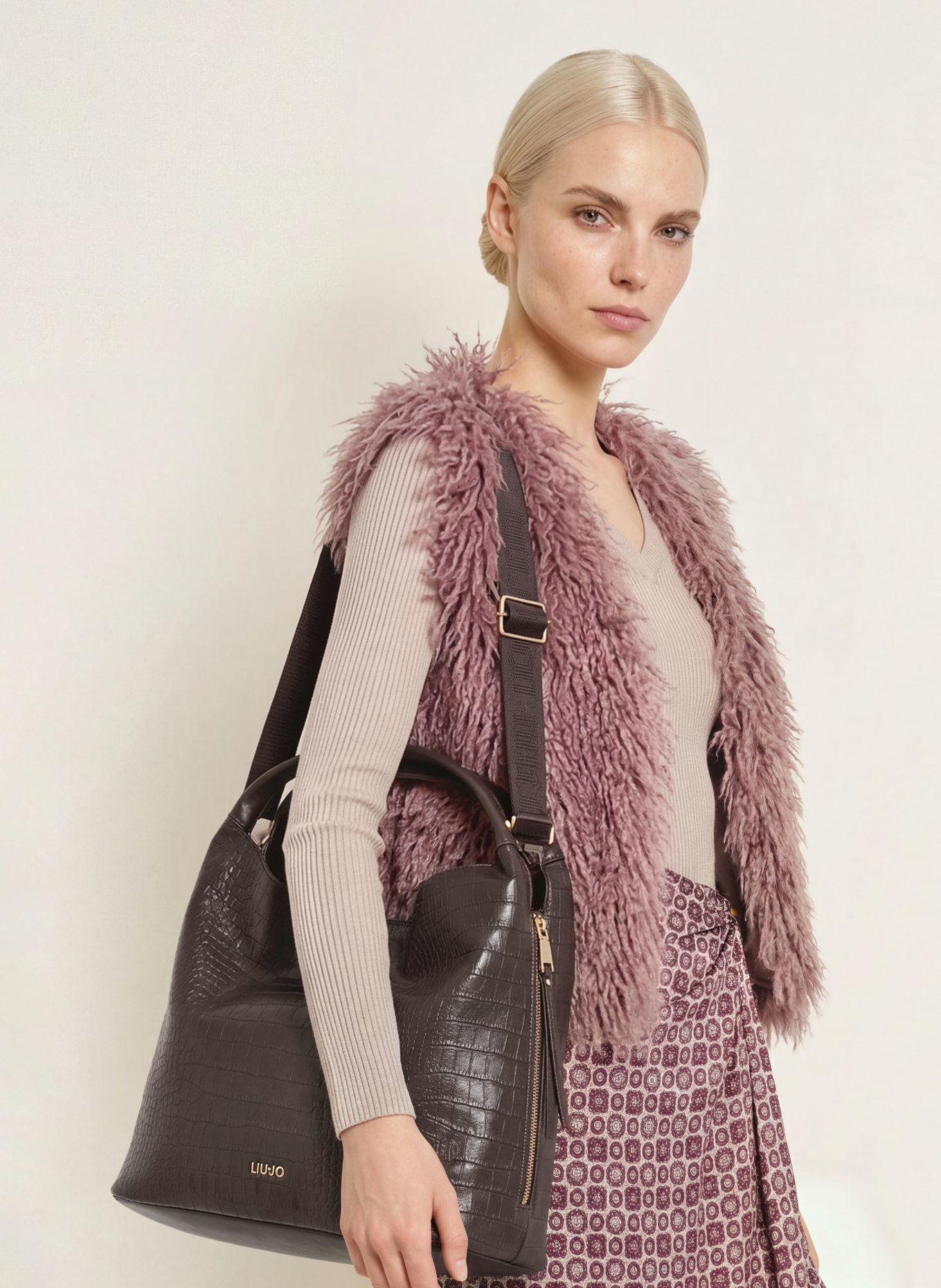 LIU JO Shopper: MÖRKBRUN / GULD