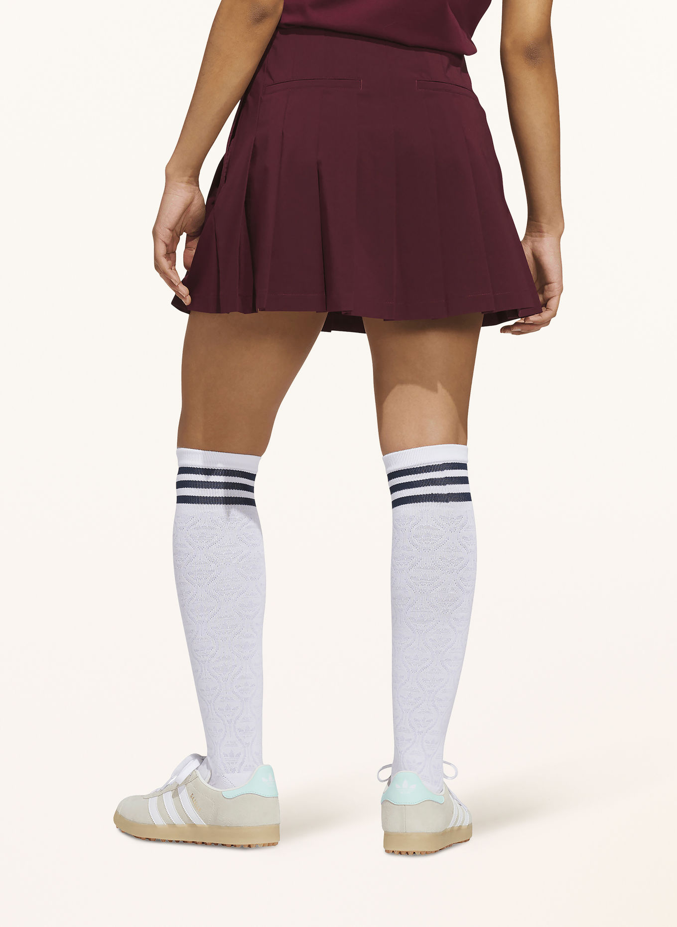 adidas Originals Golfrok ORIGINALS PLEATED: DONKERROOD / LICHTBLAUW