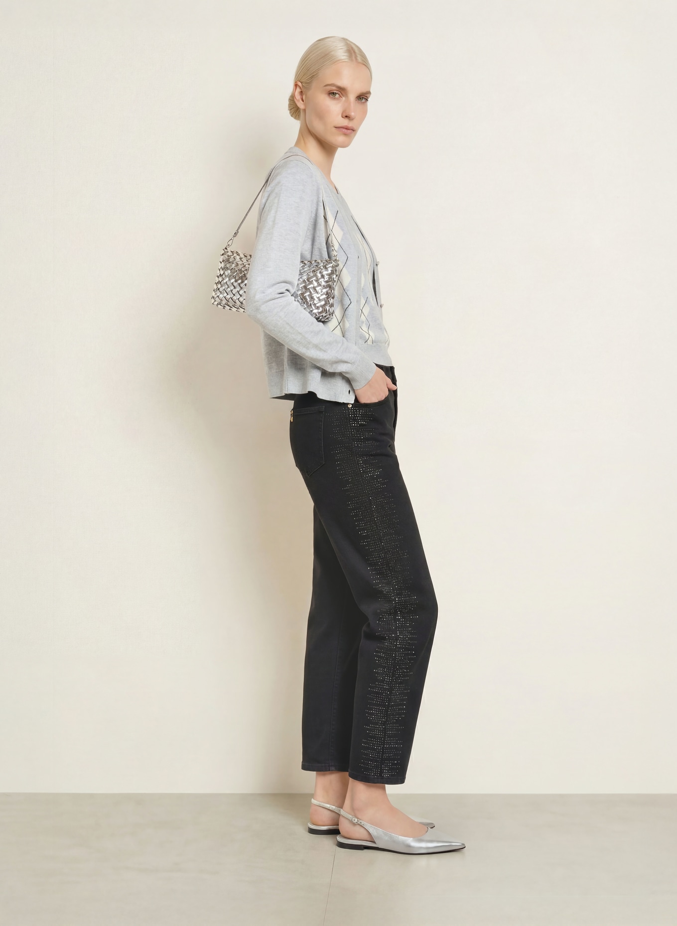 LIU JO Barrel Jeans mit Schmucksteinen: 22222 BLACK