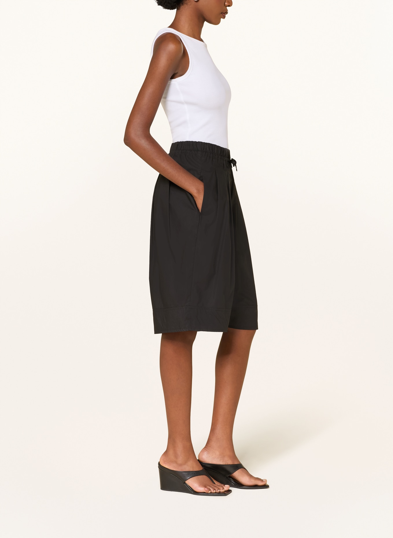 InWear Bermudas HAZEIW: SCHWARZ